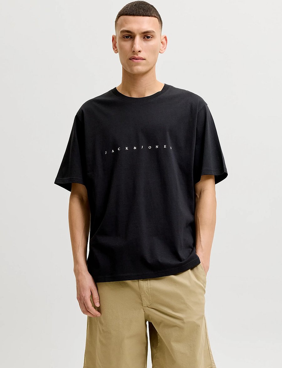 Jack & Jones - JJESTAR JJ TEE SS NOOS - short-sleeved t-shirts - black - 0