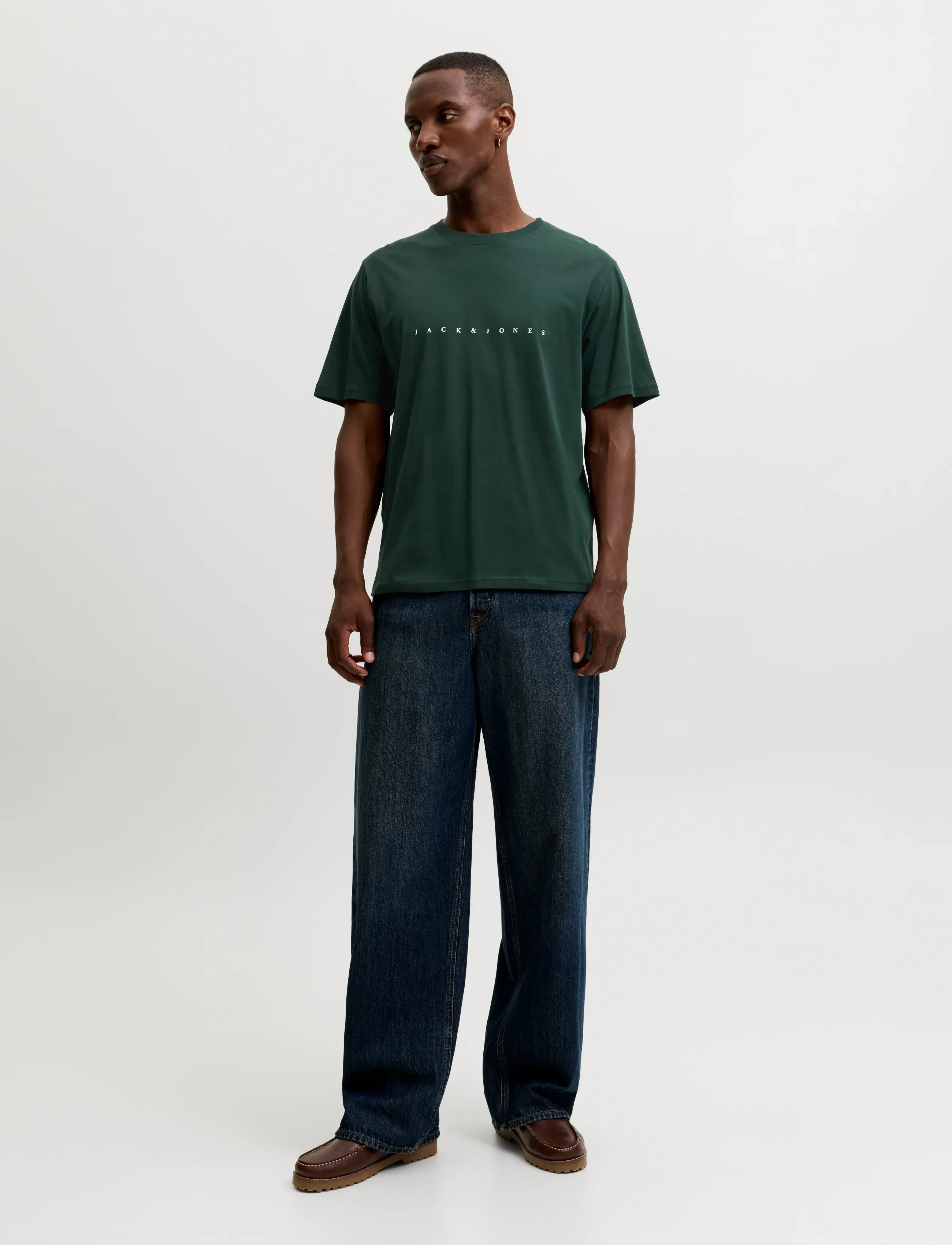 Jack & Jones - JJESTAR JJ TEE SS NOOS - kortärmade t-shirts - scarab - 3