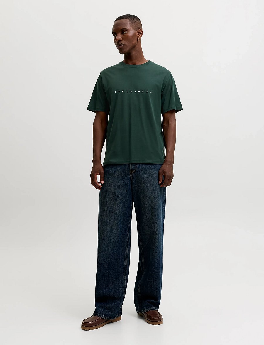 Jack & Jones - JJESTAR JJ TEE SS NOOS - short-sleeved t-shirts - scarab - 3