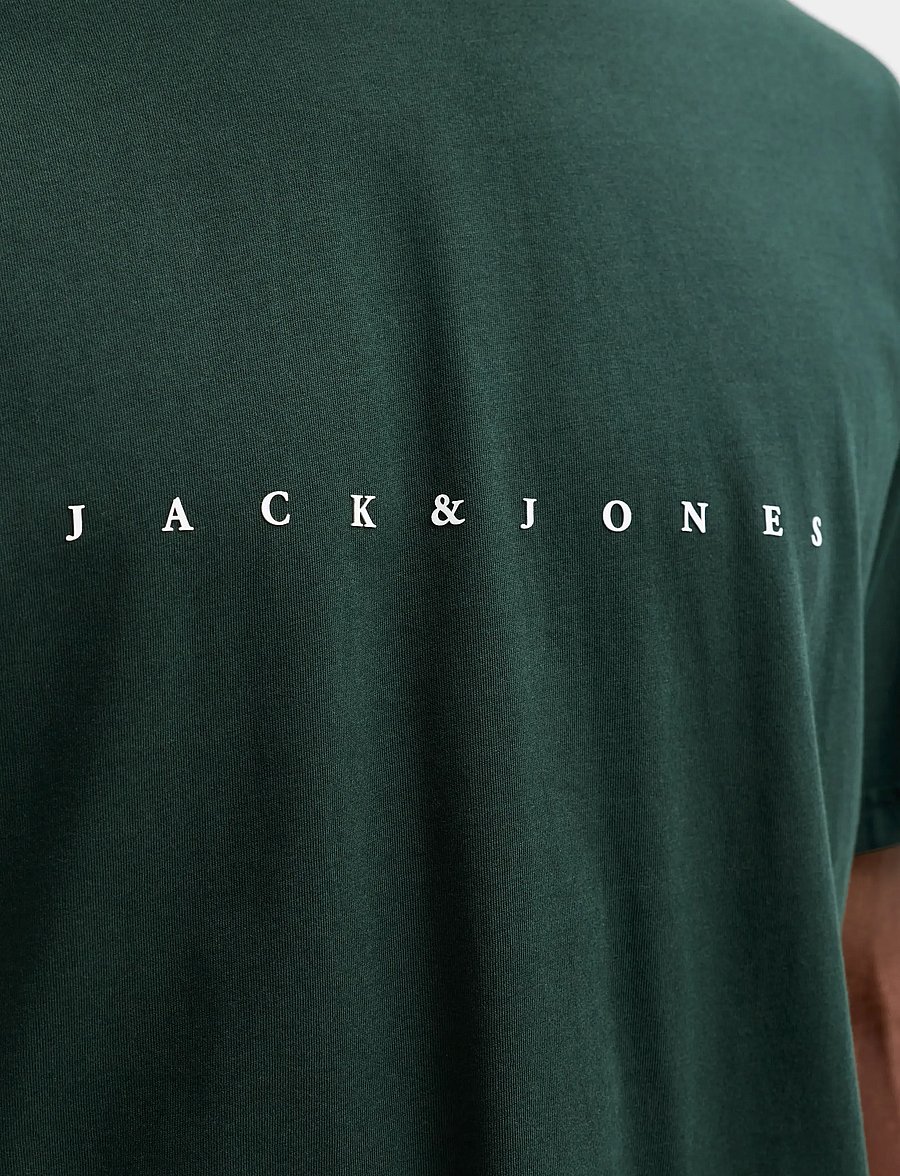 Jack & Jones - JJESTAR JJ TEE SS NOOS - short-sleeved t-shirts - scarab - 4