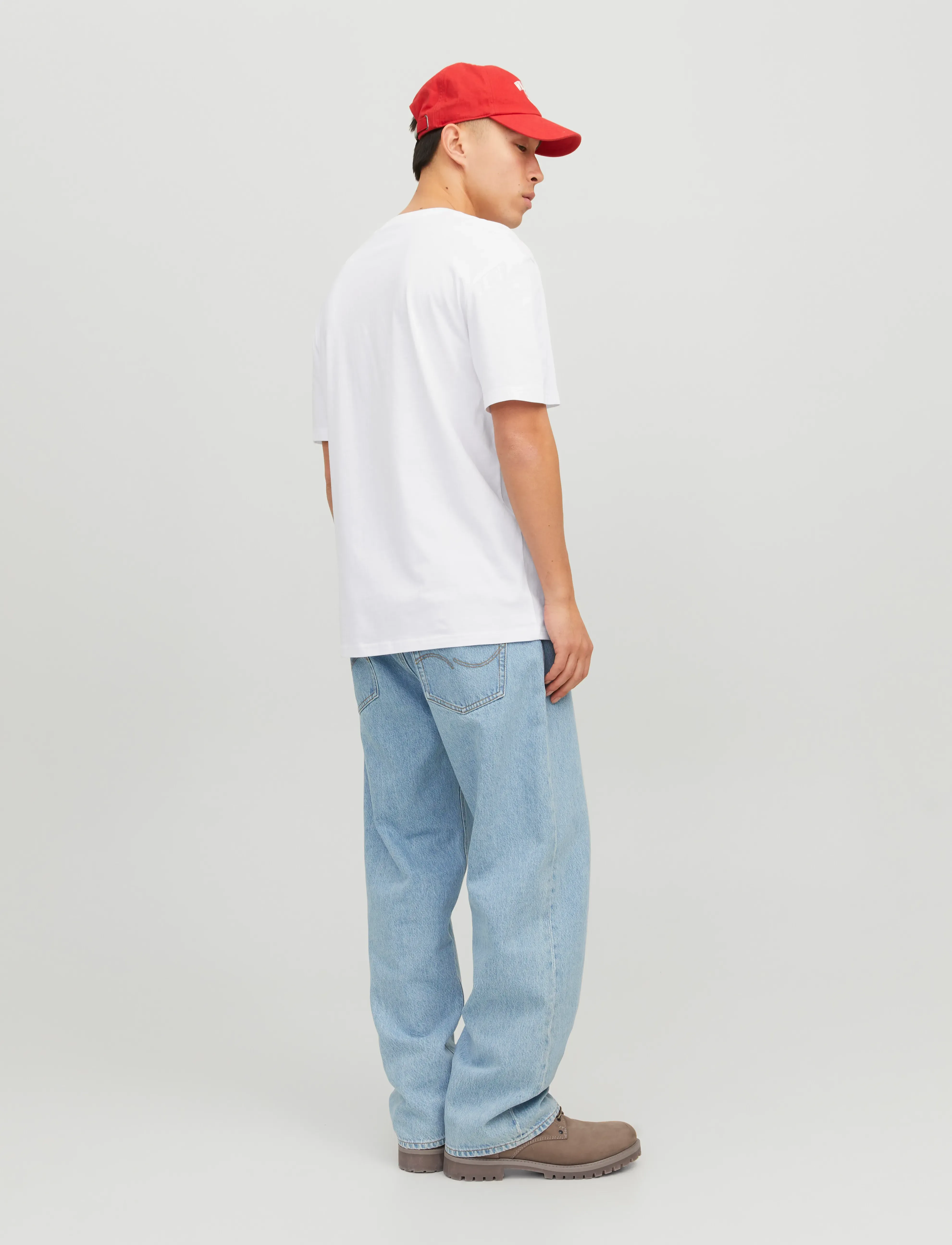 Jack & Jones - JJESTAR JJ TEE SS NOOS - short-sleeved t-shirts - white - 2