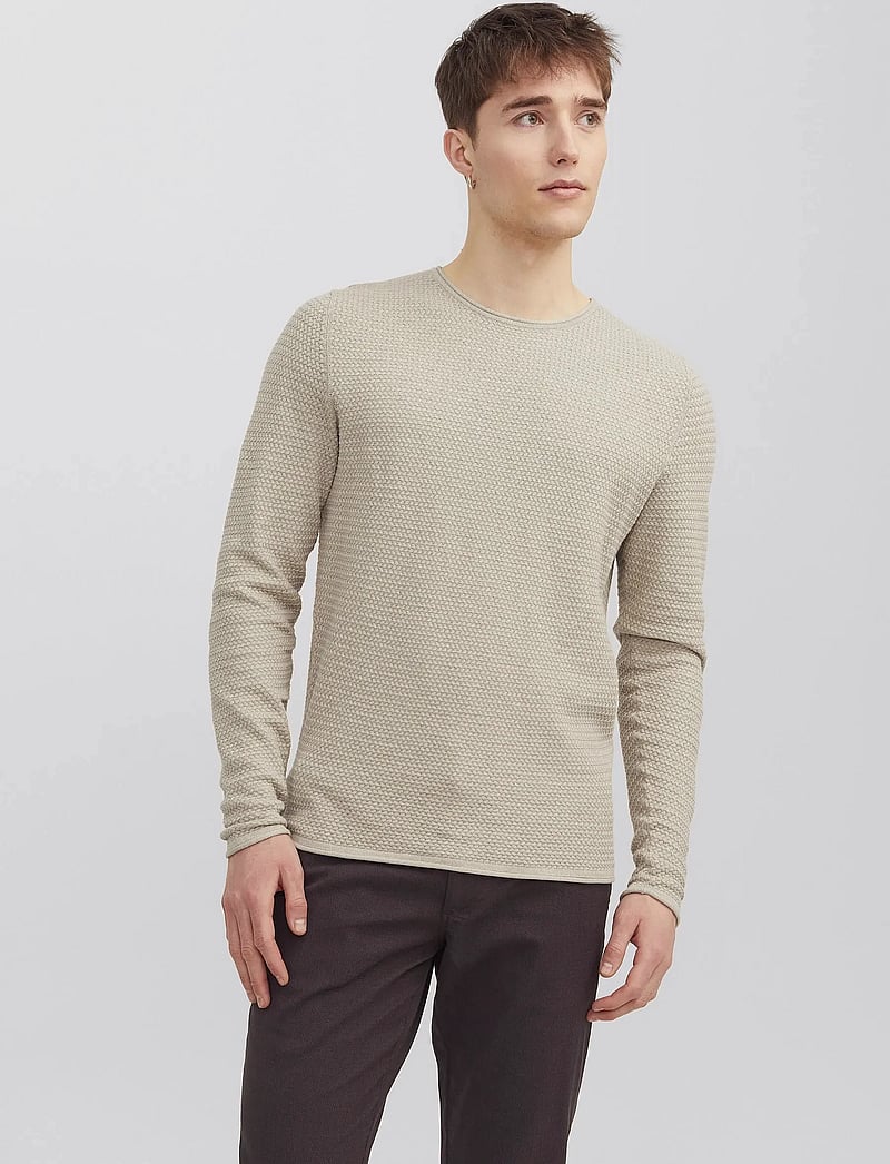 Jack & Jones - JPRBLUMIGUEL KNIT CREW NECK NOOS - Ümmarguse kaelusega kudumid - island fossil - 2
