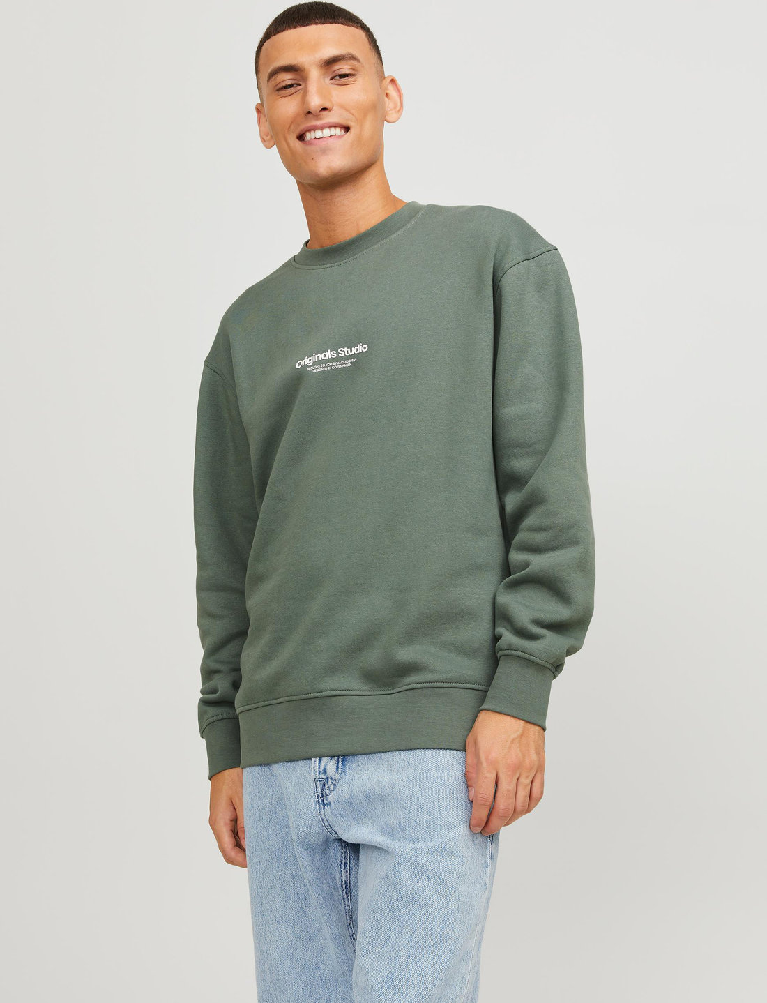 Jack & 2025 jones originals sweatshirt