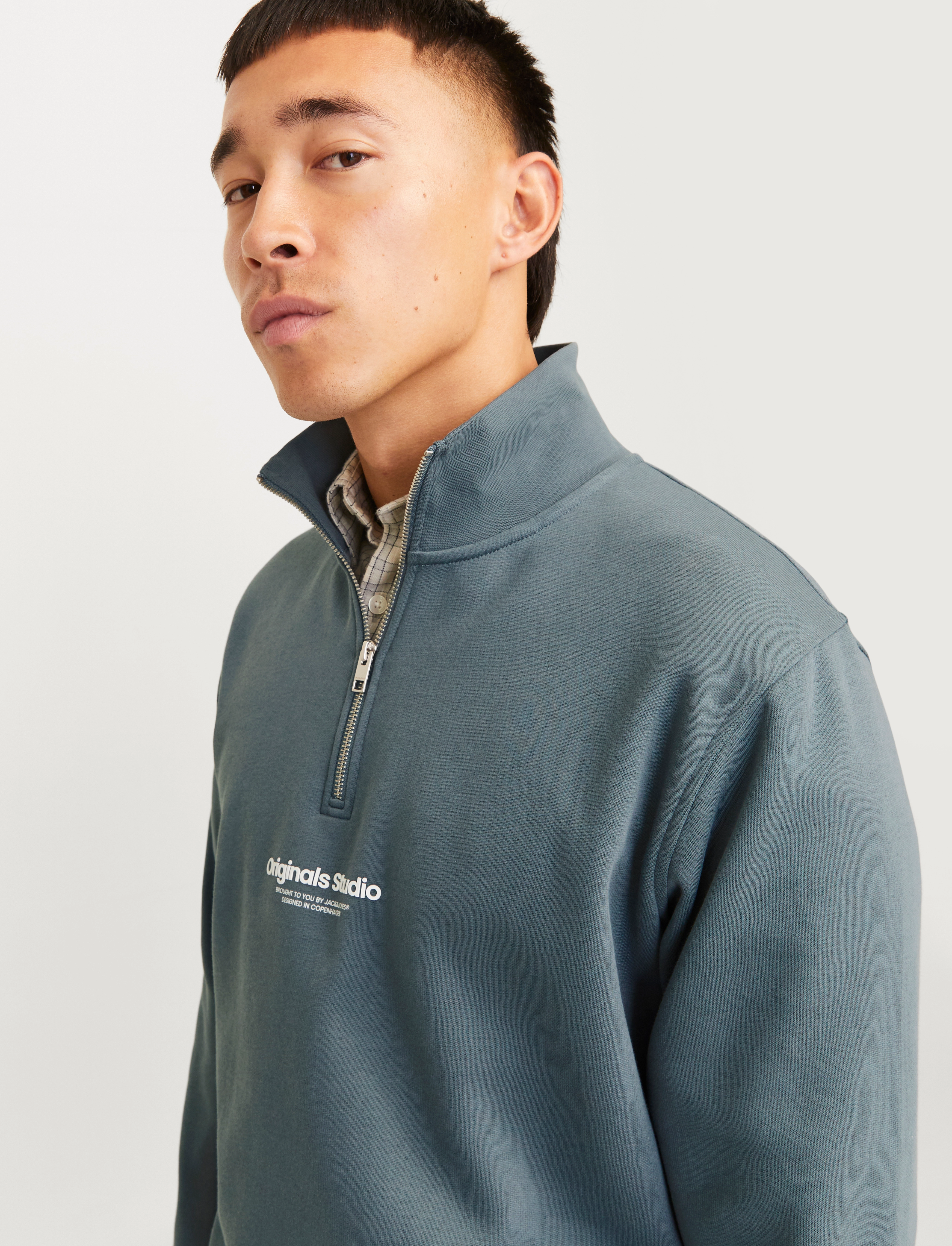 Jack & Jones - JORVESTERBRO SWEAT QUARTER ZIP HN SN - puhkuse põhitooted - stormy weather - 4