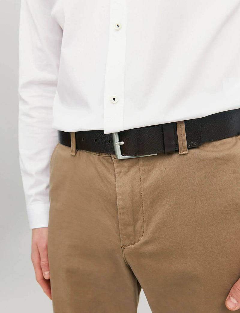 Jack & Jones - JACSTOCKHOLM LEATHER BELT NOOS - klassiska skärp - black coffee - 0