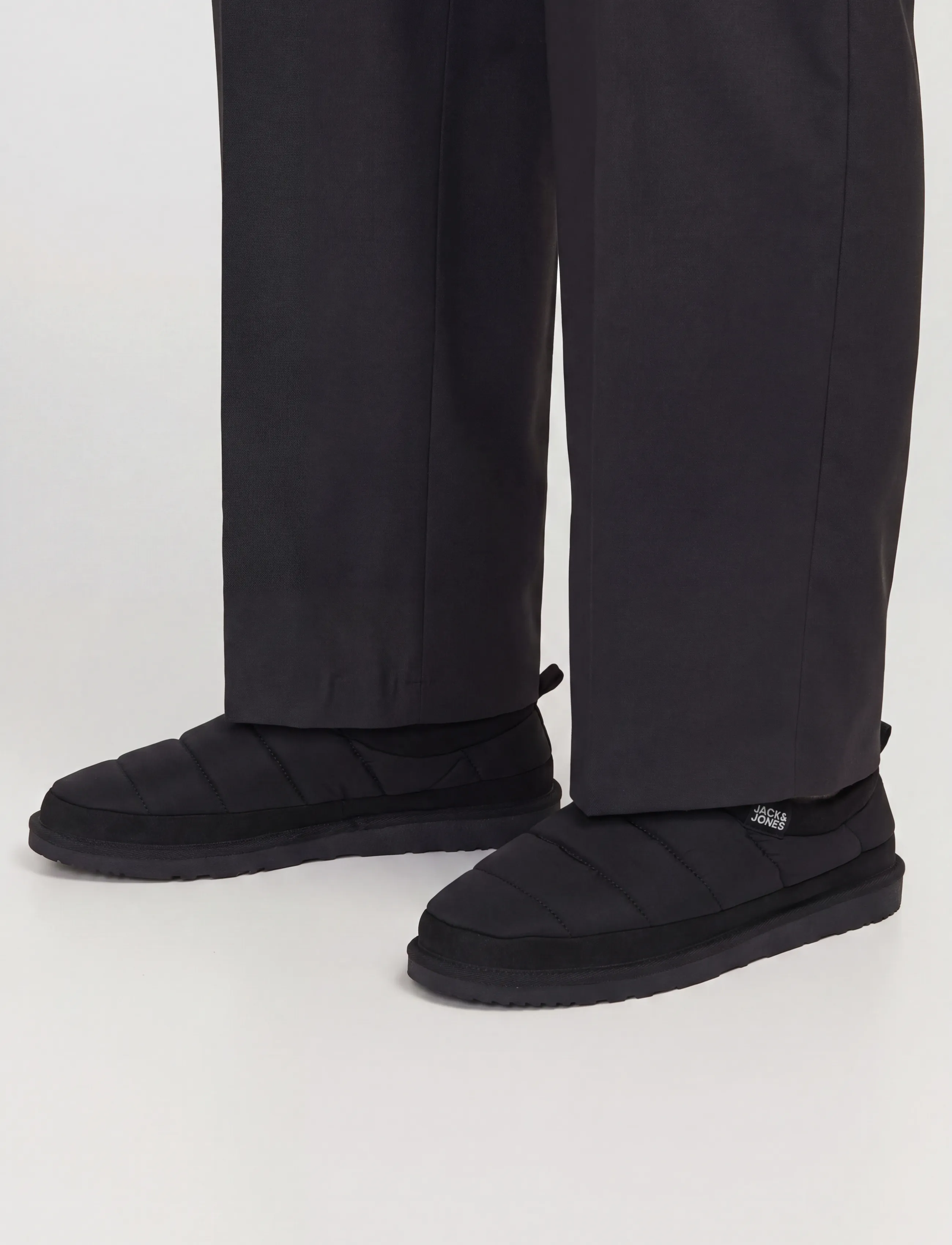 Jack & Jones Jfwpuff Mule Slipper Pb, Mænd, Quiltet Mule Hjemmesko, Sort, Str: 41