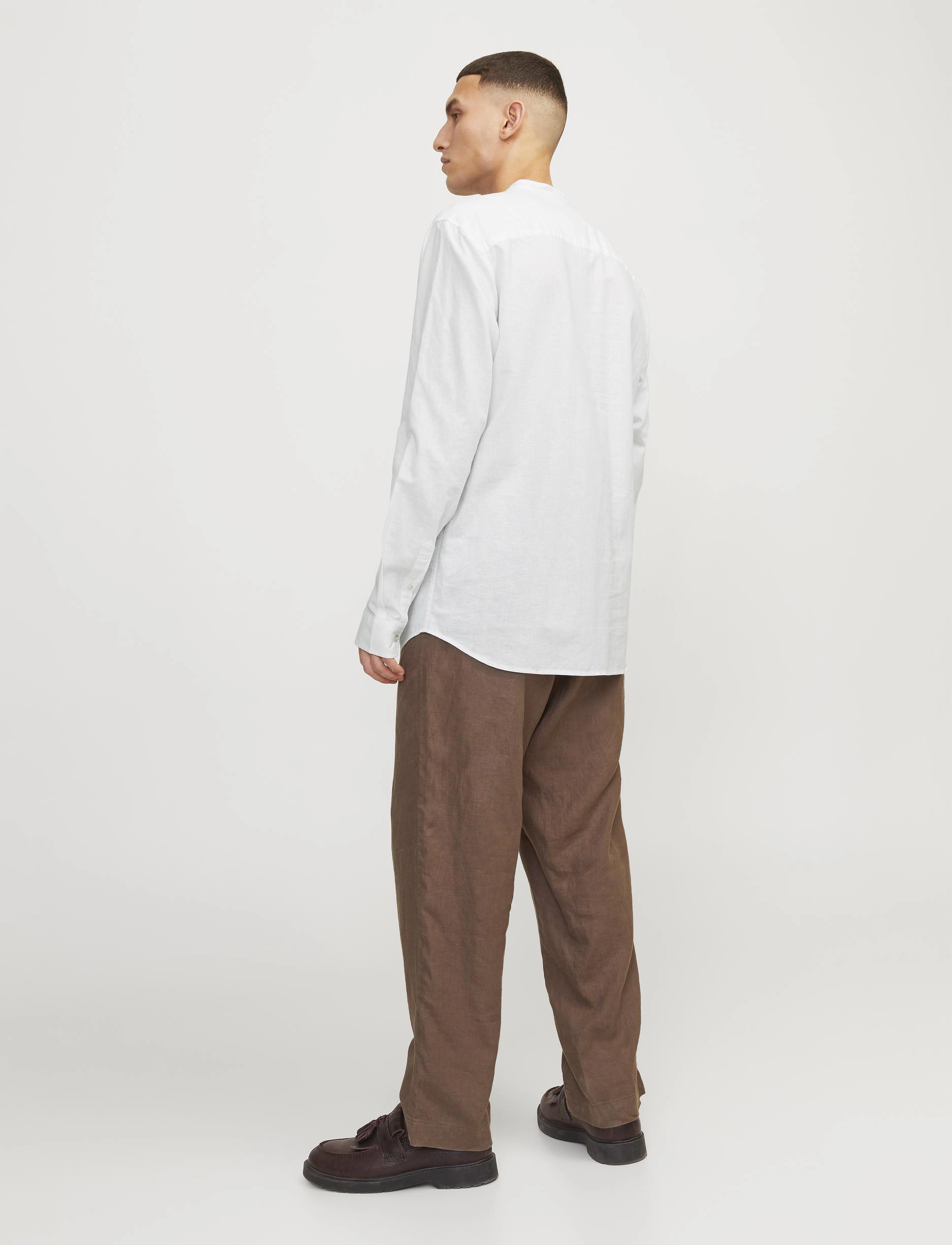 Jack & Jones - JJESUMMER TUNIC LINEN BLEND SHIRT LS SN - white - 2