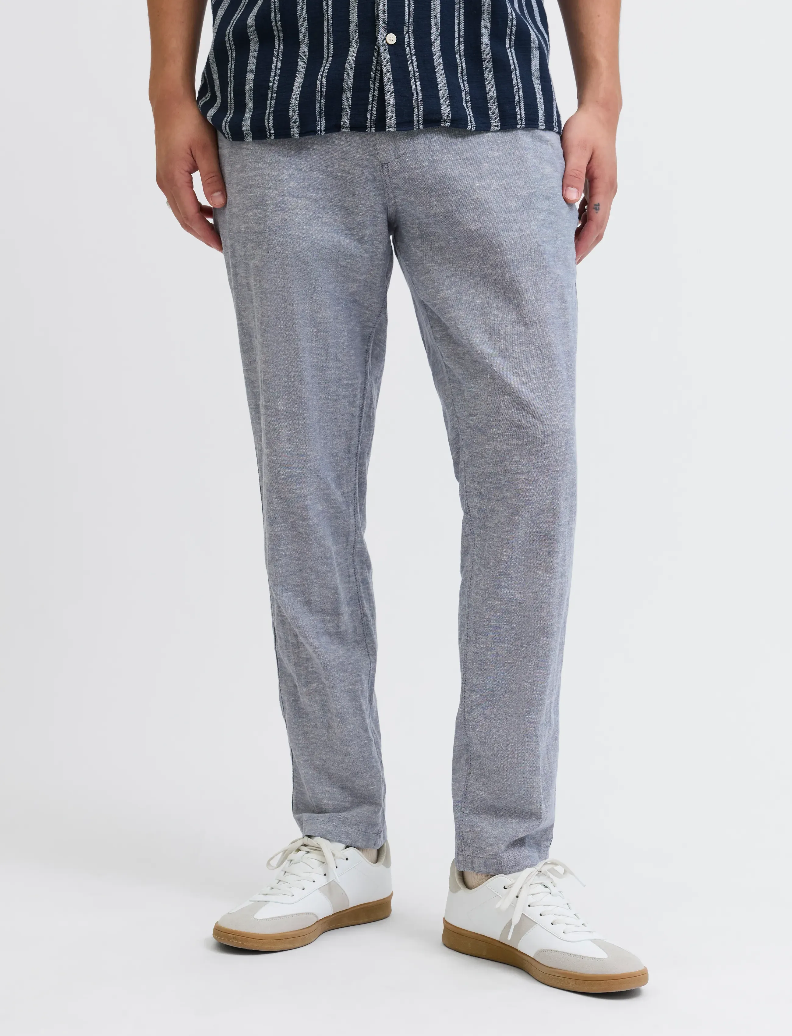 Jack & Jones JPSTACE SUMMER LINEN BLEND CHINO PANT SN - Püksid - FADED DENIM / blue