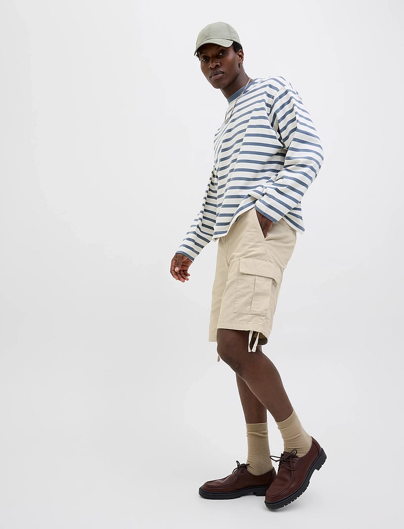 Jack & Jones - JPSTCOLE BARKLEY CARGO SHORTS MID SN - cargo shorts - moonbeam - 4