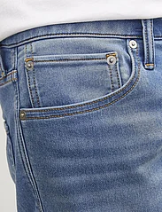 Jack & Jones - JJIRICK JJICON SHORTS GE 709 I.K SS24 SN - jeansshorts - blue denim - 3