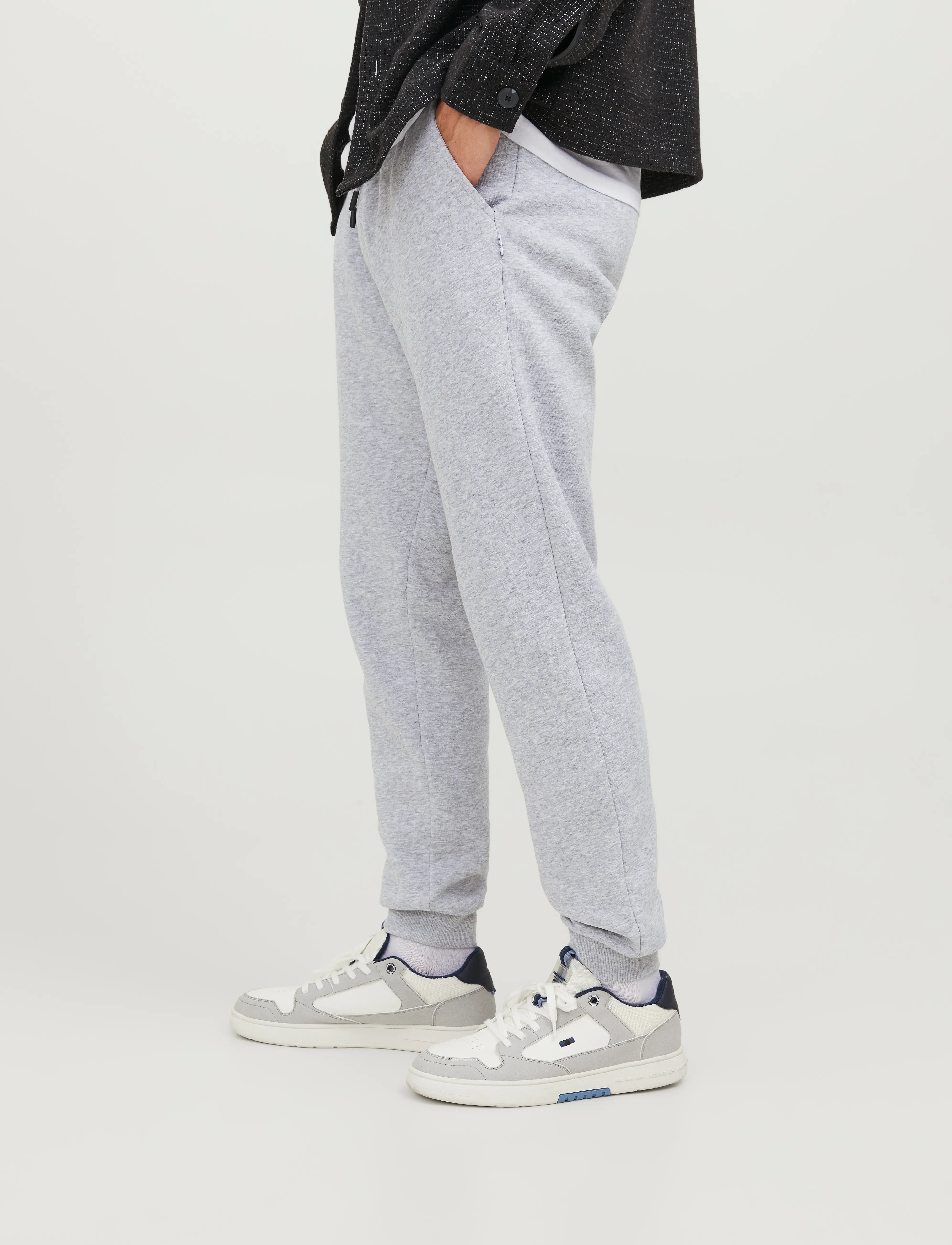 Jack & Jones - JPSTGORDON BRADLEY SWEAT PANT NOOS - kollektioner - light grey melange - 5