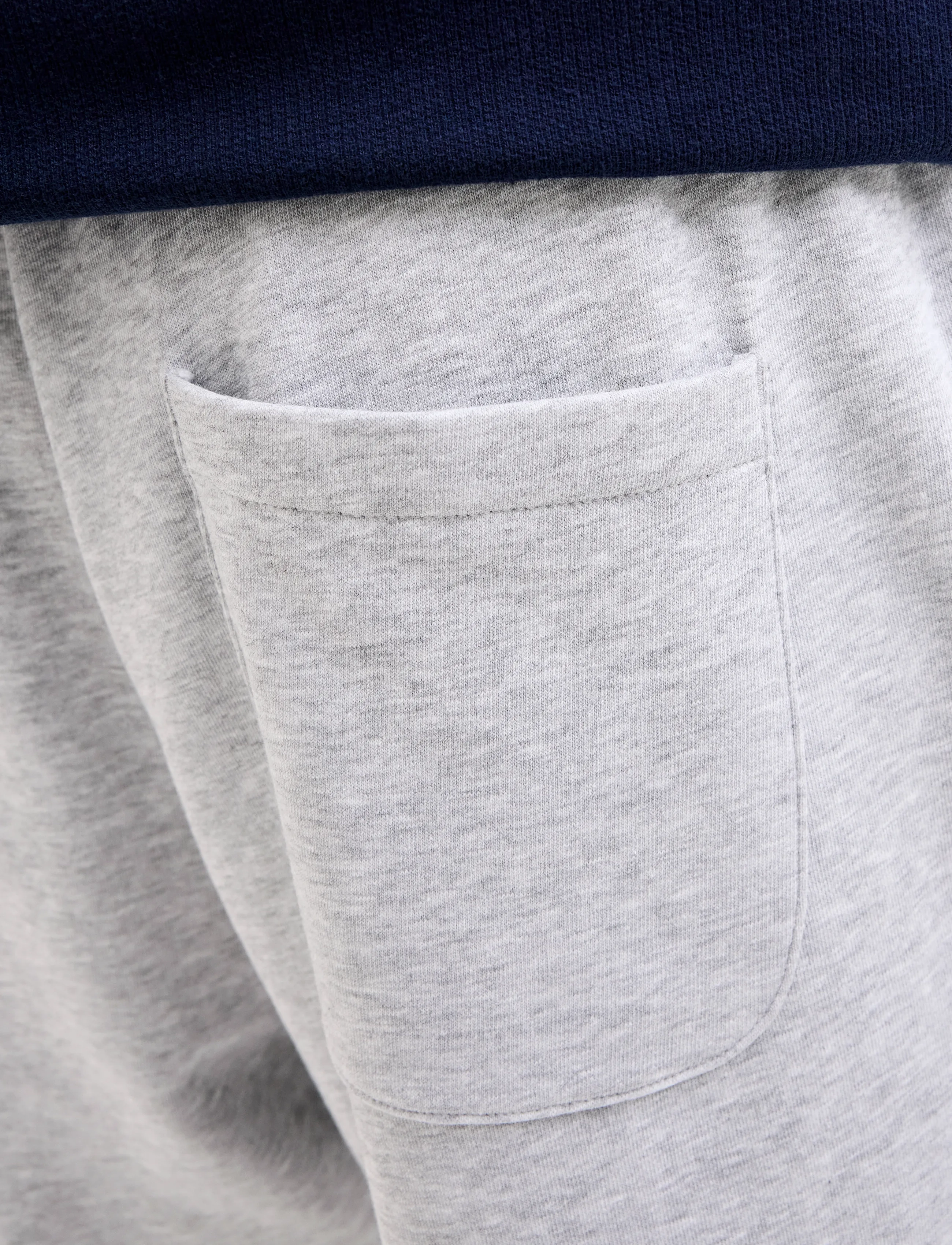 Jack & Jones - JPSTGORDON BRADLEY SWEAT SHORTS MID NOOS - lühikesed dressipüksid - light grey melange - 5
