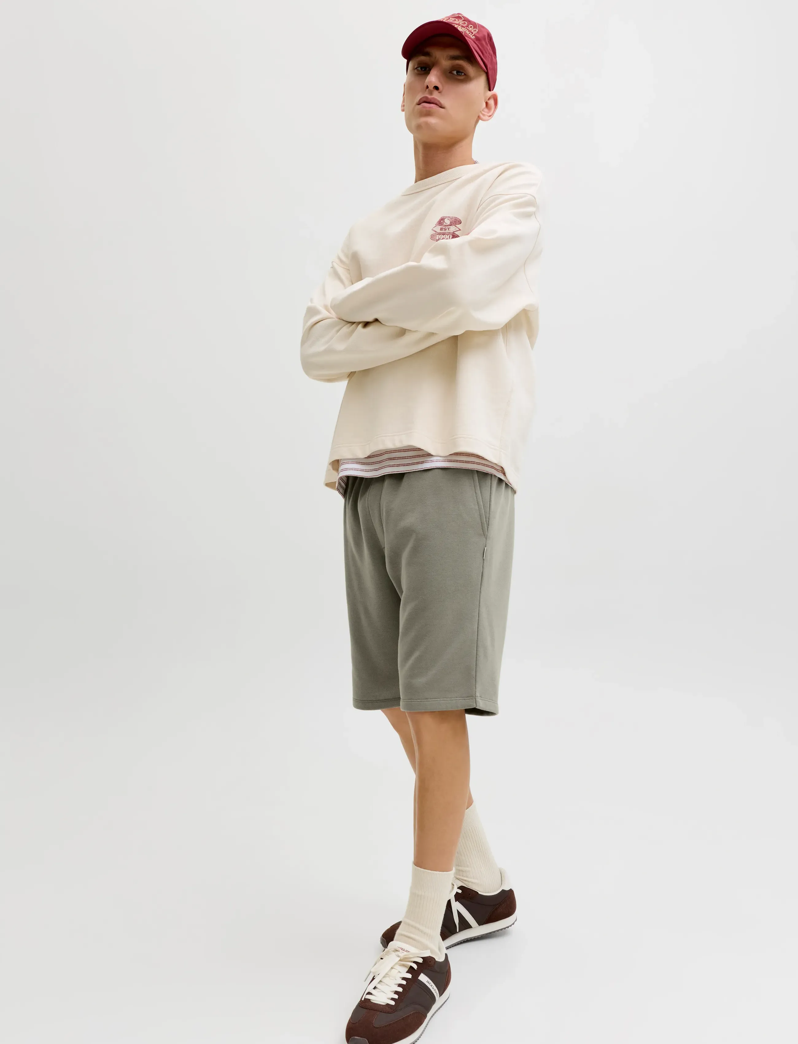 Jack & Jones - JPSTGORDON BRADLEY SWEAT SHORTS MID NOOS - sweatshorts - vetiver - 5