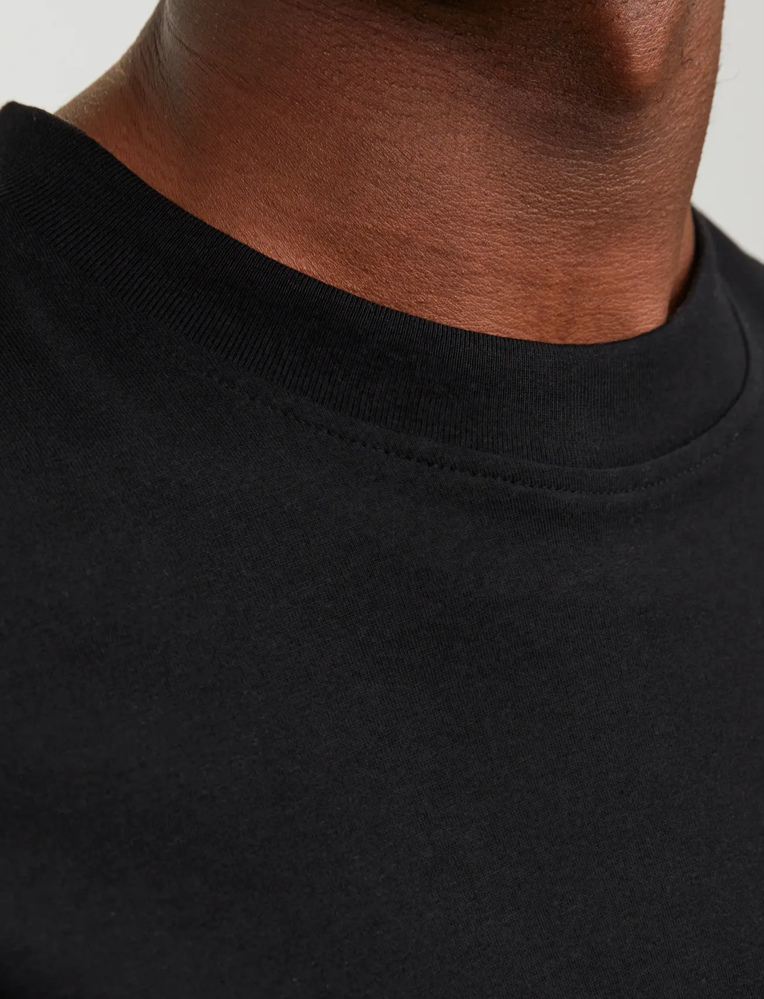 Jack & Jones - JJEBRADLEY TEE SS O-NECK NOOS - short-sleeved t-shirts - black - 5