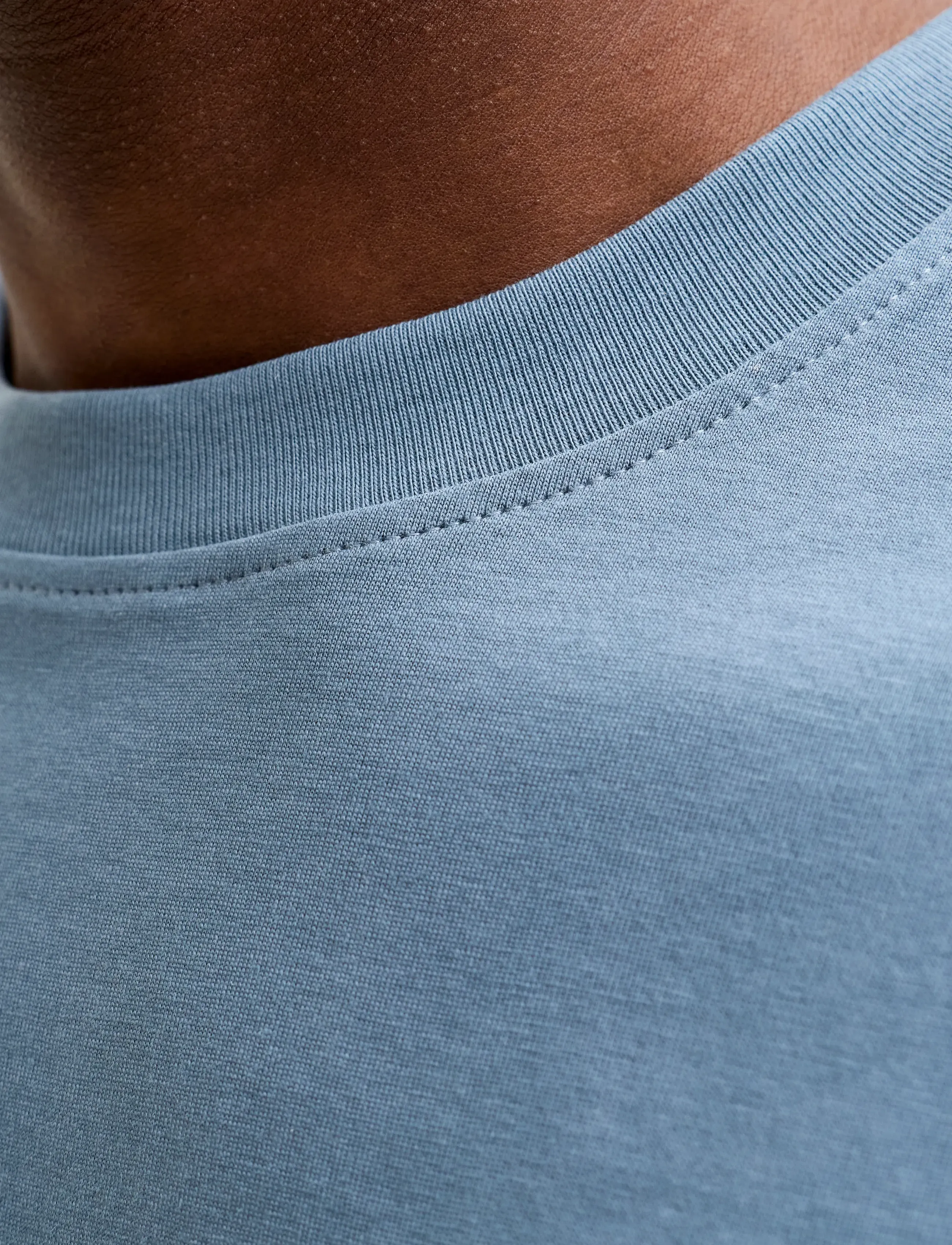 Jack & Jones - JJEBRADLEY TEE SS O-NECK NOOS - short-sleeved t-shirts - blue mirage - 4