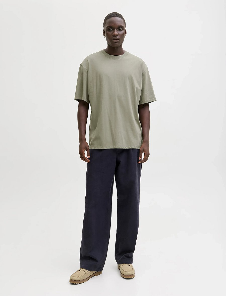 Jack & Jones - JJEBRADLEY TEE SS O-NECK NOOS - kortärmade t-shirts - vetiver - 4
