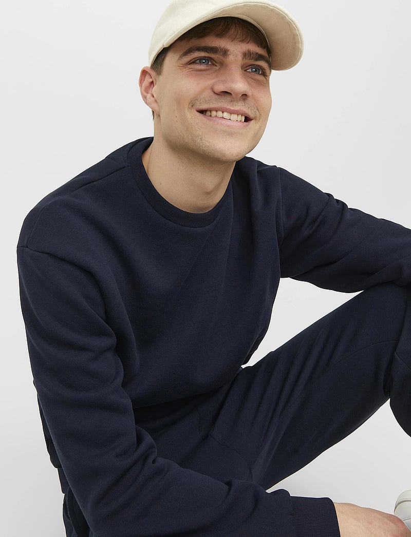 Jack & Jones - JJEBRADLEY SWEAT CREW NOOS - kollektionen - navy blazer - 4
