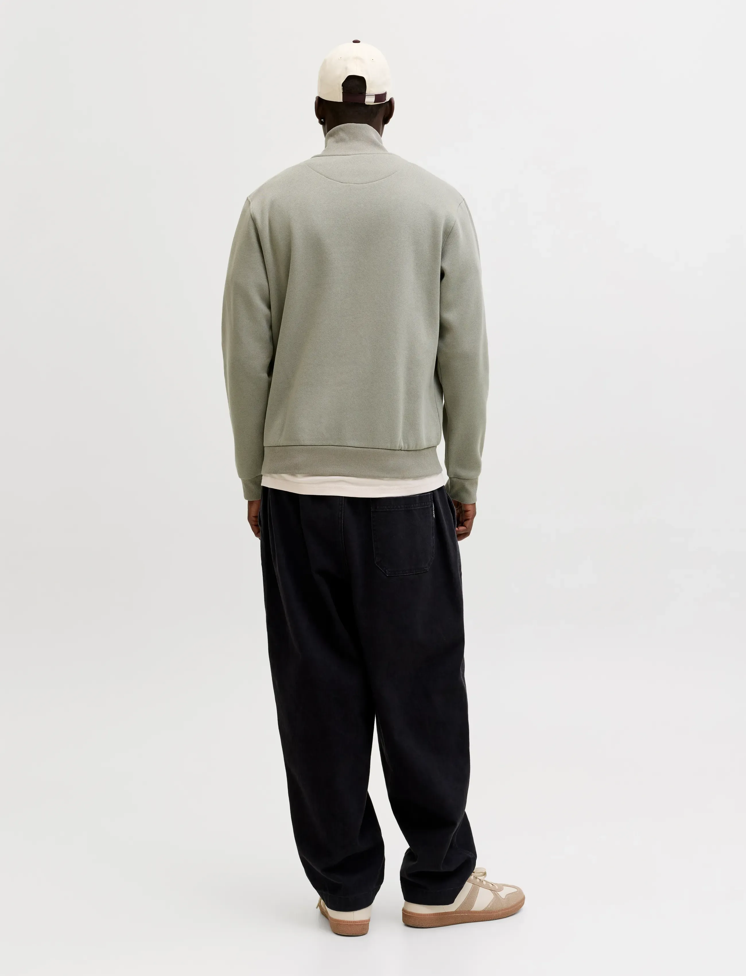 Jack & Jones - JJEBRADLEY SWEAT HALF ZIP NOOS - puhkuse põhitooted - vetiver - 3
