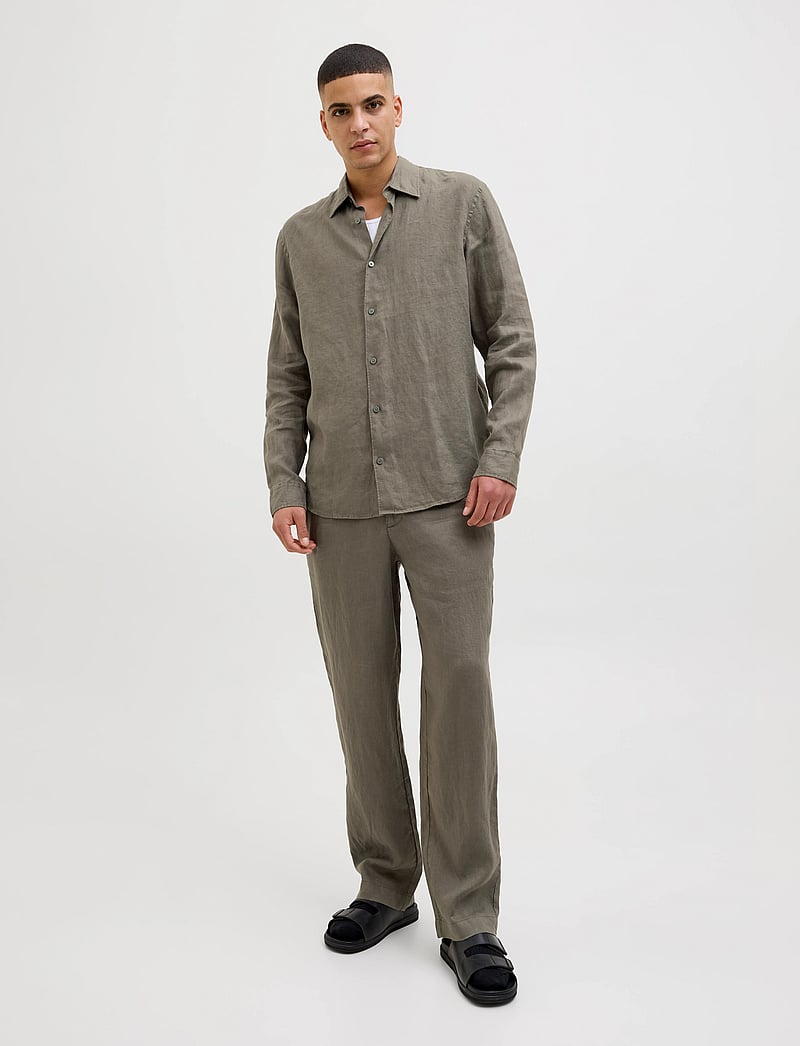 Jack & Jones - JPSTKARL LAWRENCE LINEN CHINO SN - leinenhosen - tea leaf - 5