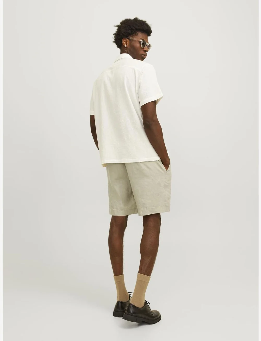 Jack & Jones - JPSTBILL LAWRENCE LINEN SHORTS SRT LN - hørshorts - fields of rye - 4