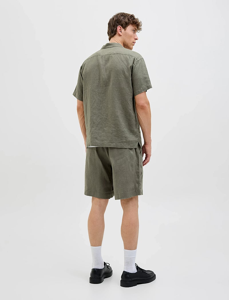 Jack & Jones - JPSTBILL LAWRENCE LINEN SHORTS SRT LN - linneshorts - tea leaf - 3