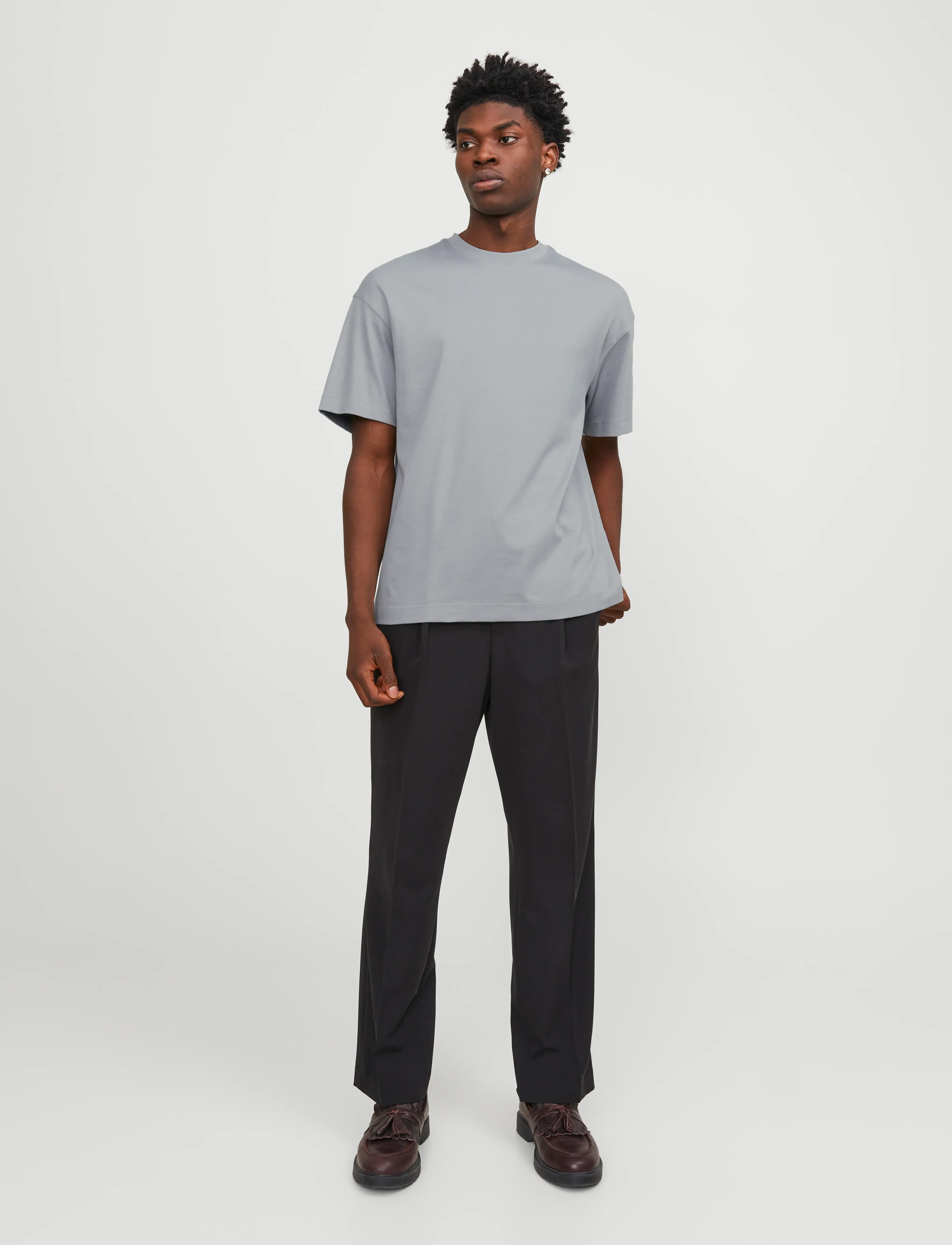 Jack & Jones - JJEURBAN EDGE TEE SS O-NECK NOOS - kortærmede t-shirts - ultimate grey - 4
