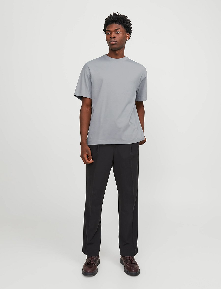 Jack & Jones - JJEURBAN EDGE TEE SS O-NECK NOOS - kurzärmelige t-shirts - ultimate grey - 4