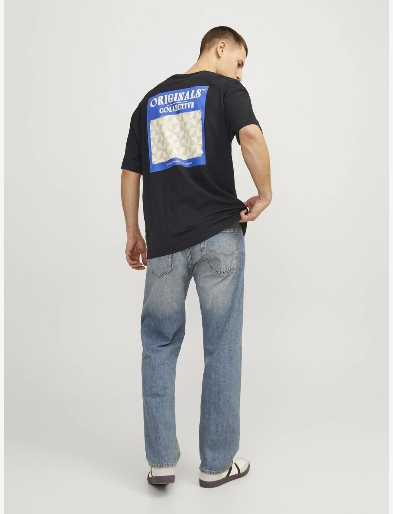 Jack & Jones - JORMYKONOS GEO BACK TEE SS CREW NECK LN - black - 3