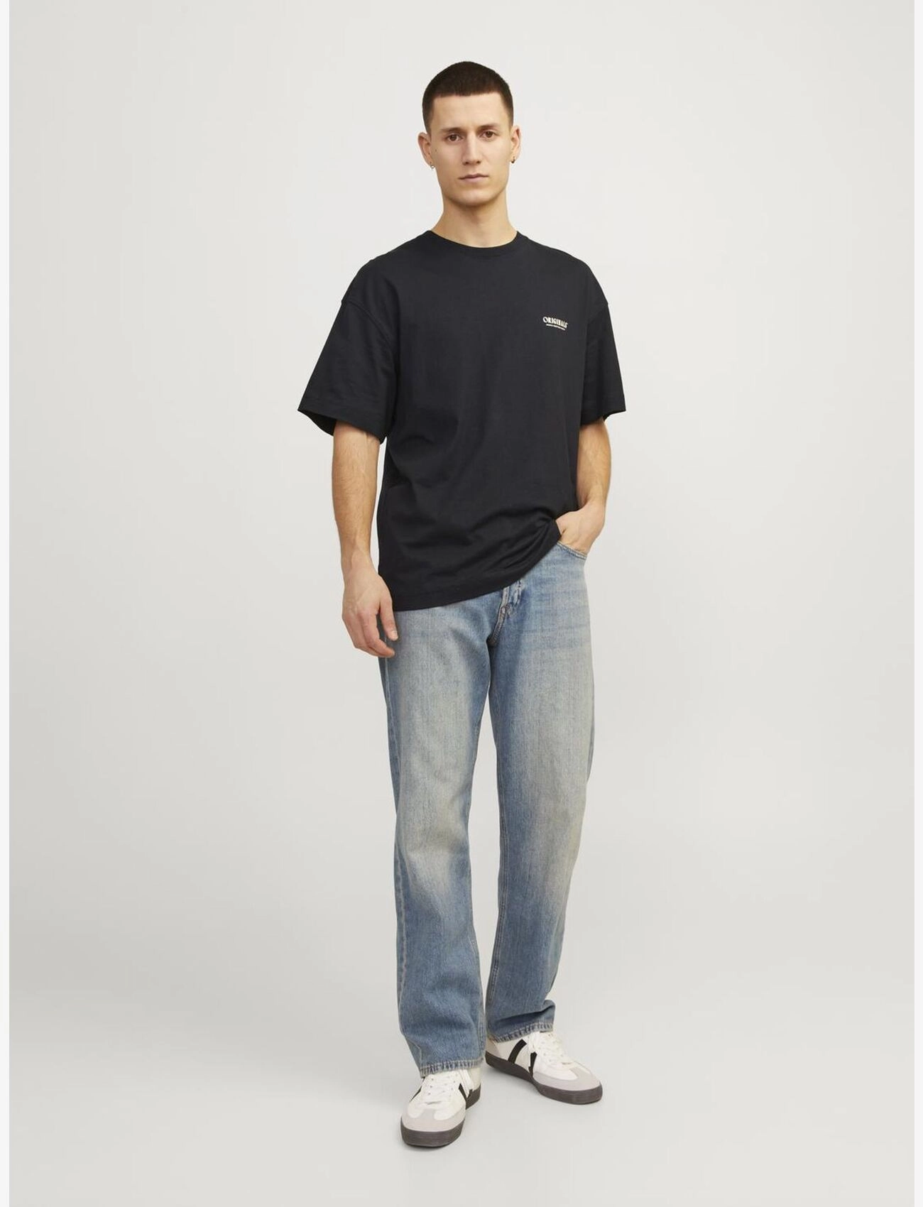 Jack & Jones - JORMYKONOS GEO BACK TEE SS CREW NECK LN - black - 4