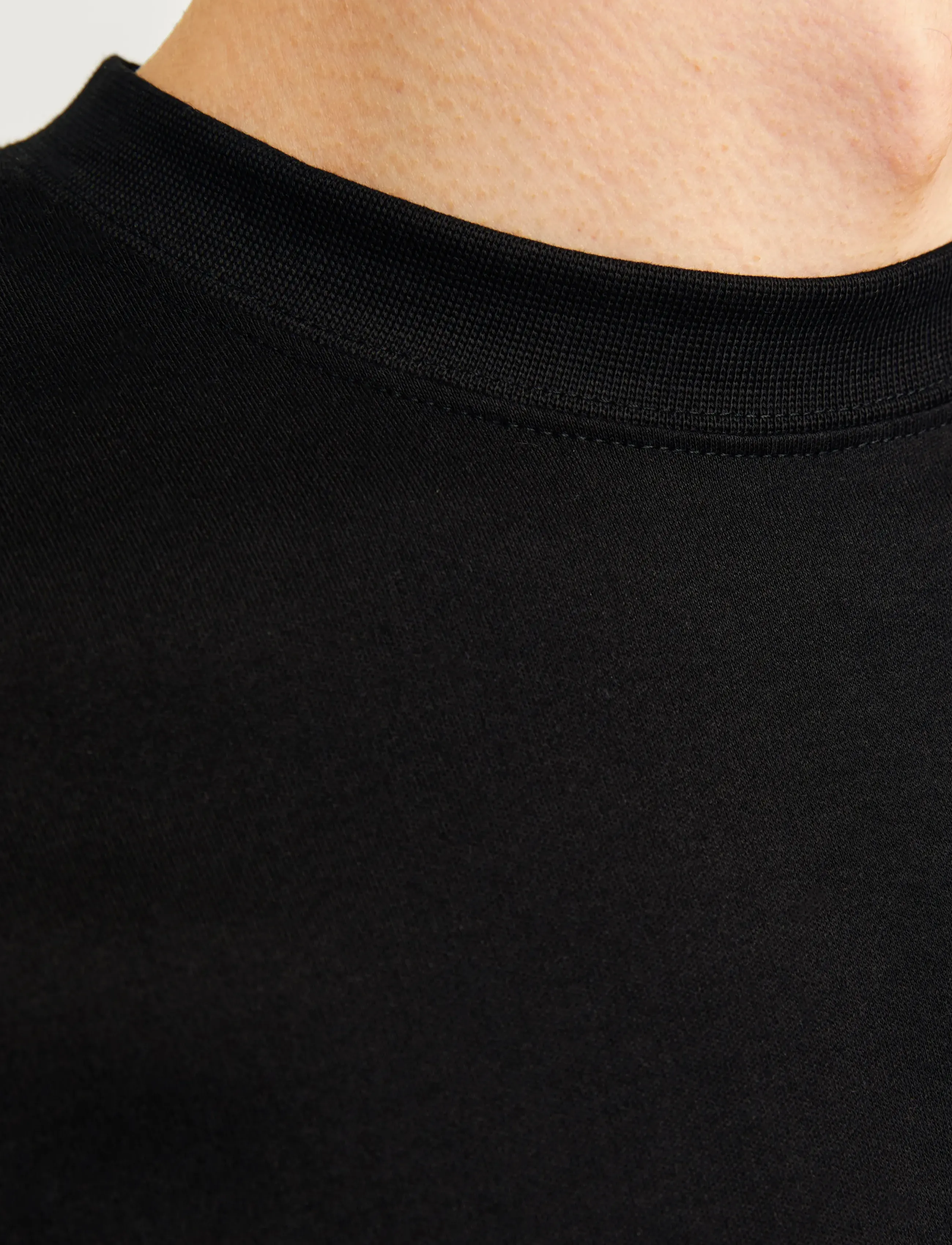 Jack & Jones - JJEURBAN EDGE TEE LS O-NECK NOOS - langærmede t-shirts - black - 4