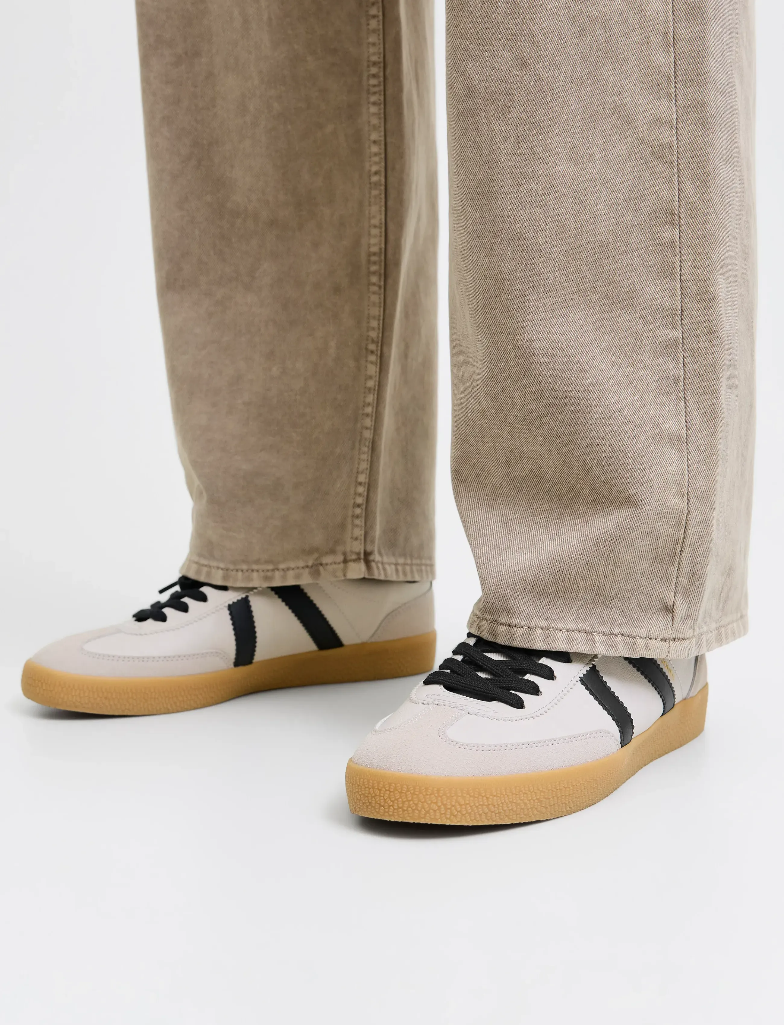 Jack & Jones - JFWMAMBO PU SPECIAL NOOS - låga sneakers - moonbeam - 2