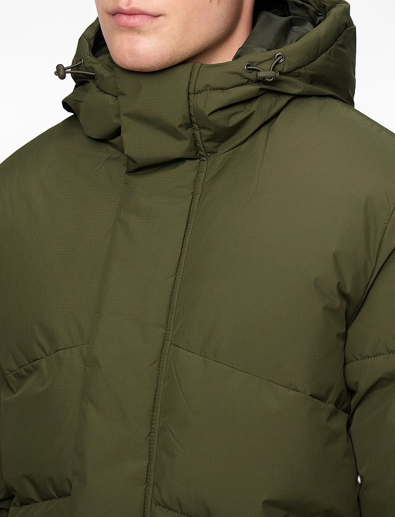 Jack & Jones - JJWORLD PUFFER JACKET - winterjacken - olive night - 5