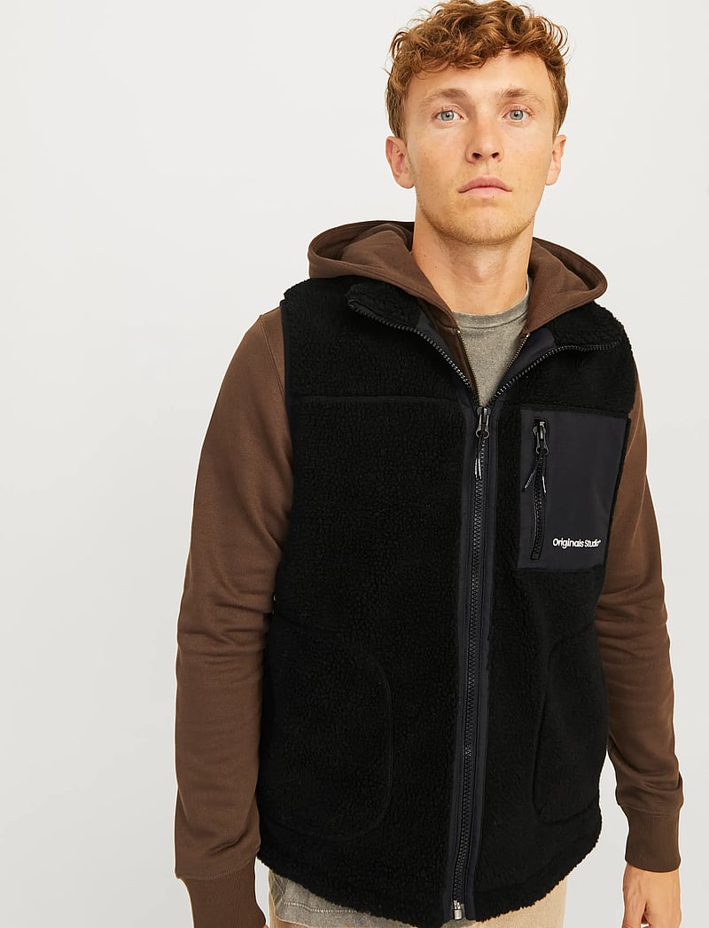 Jack & Jones - JORVESTERBRO TEDDY BODYWARMER AW24 NOOS - vestid - black - 4