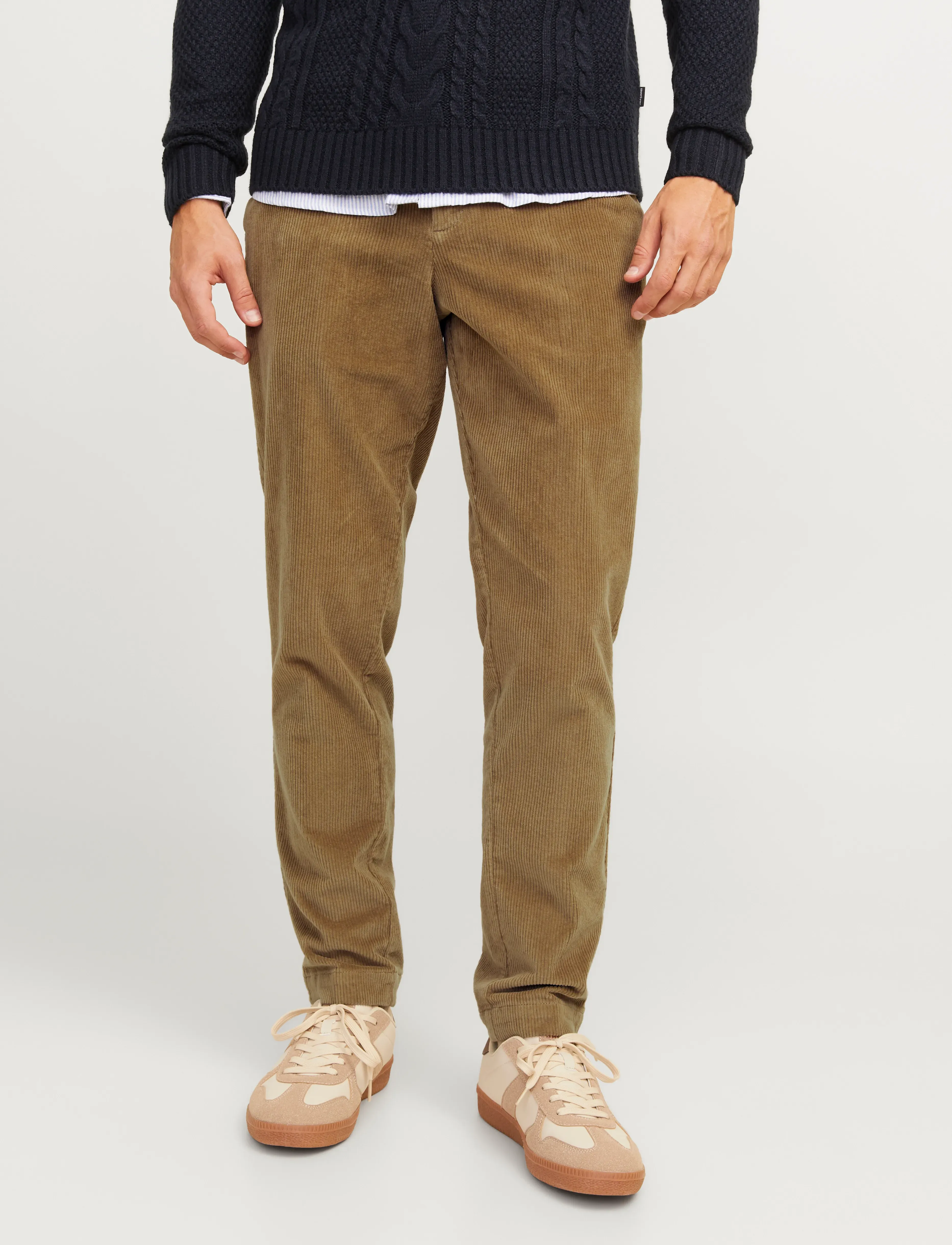 Jack & Jones JPSTACE CORDUROY CHINO SN - Bukser - ELMWOOD / beige