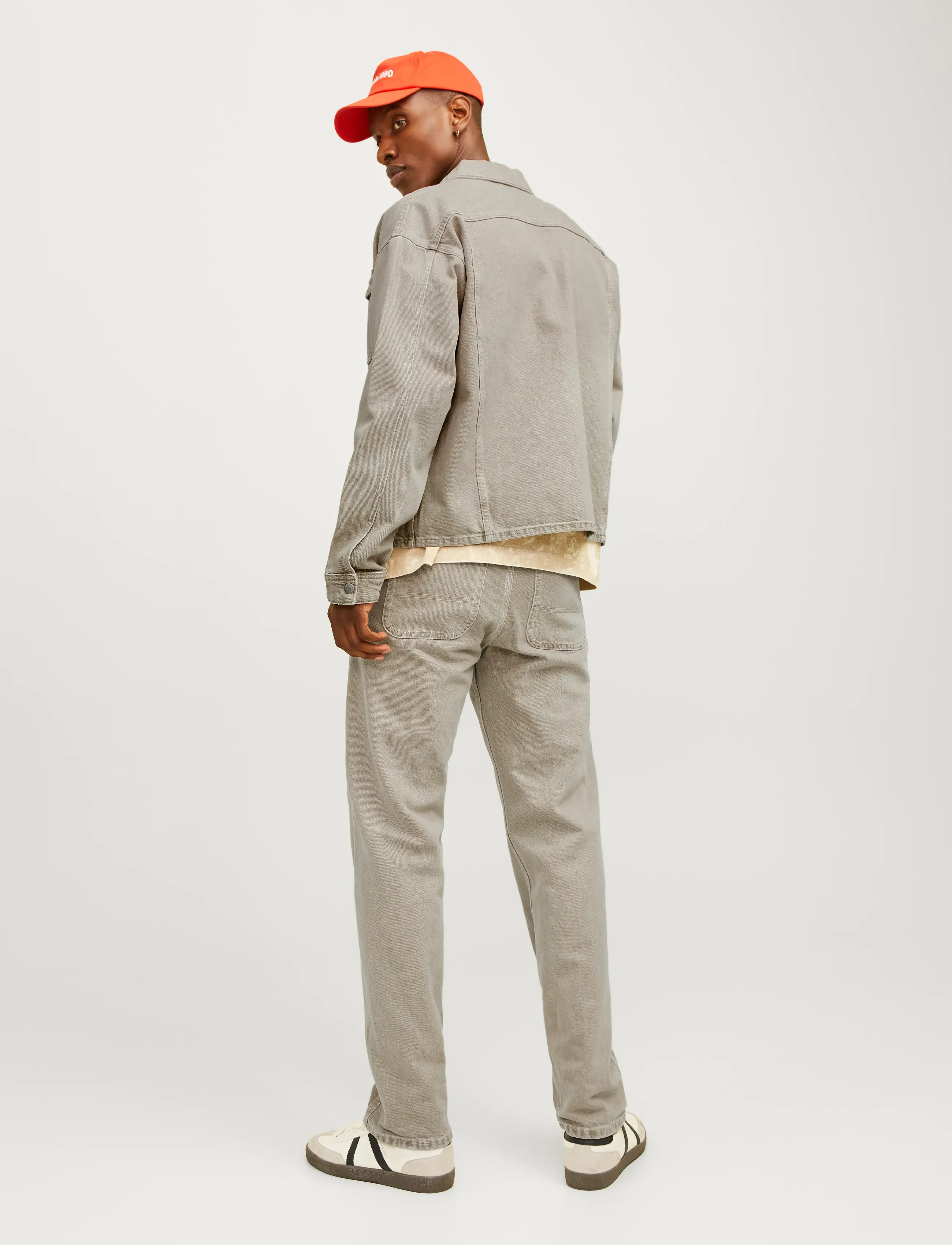 Jack & Jones - JJIEDDIE JJWORKER MF 140 NOOS - alt laienevad teksad - winter twig - 3