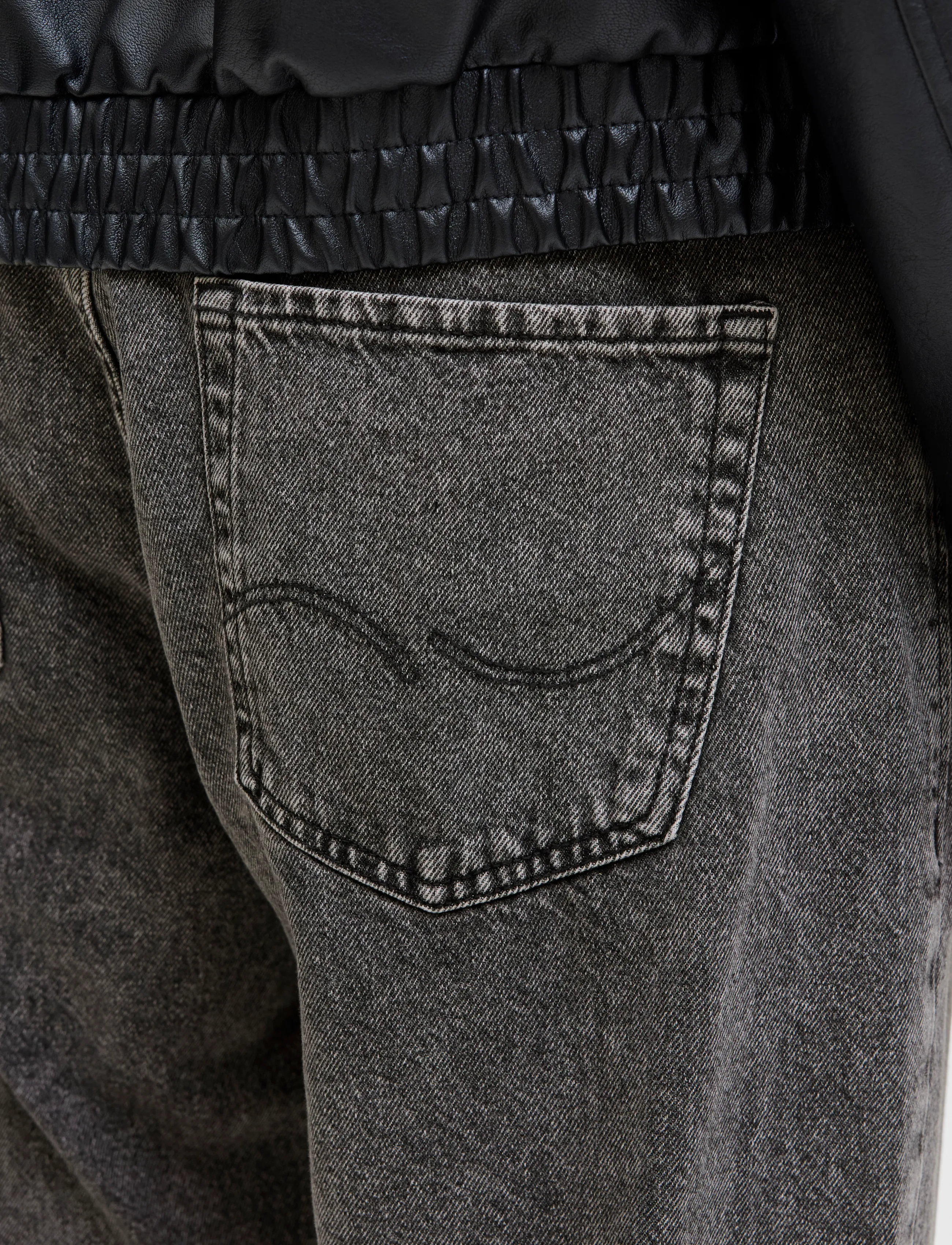 Jack & Jones - JJIALEX JJBASIC SQ 734 NOOS - black denim - 5