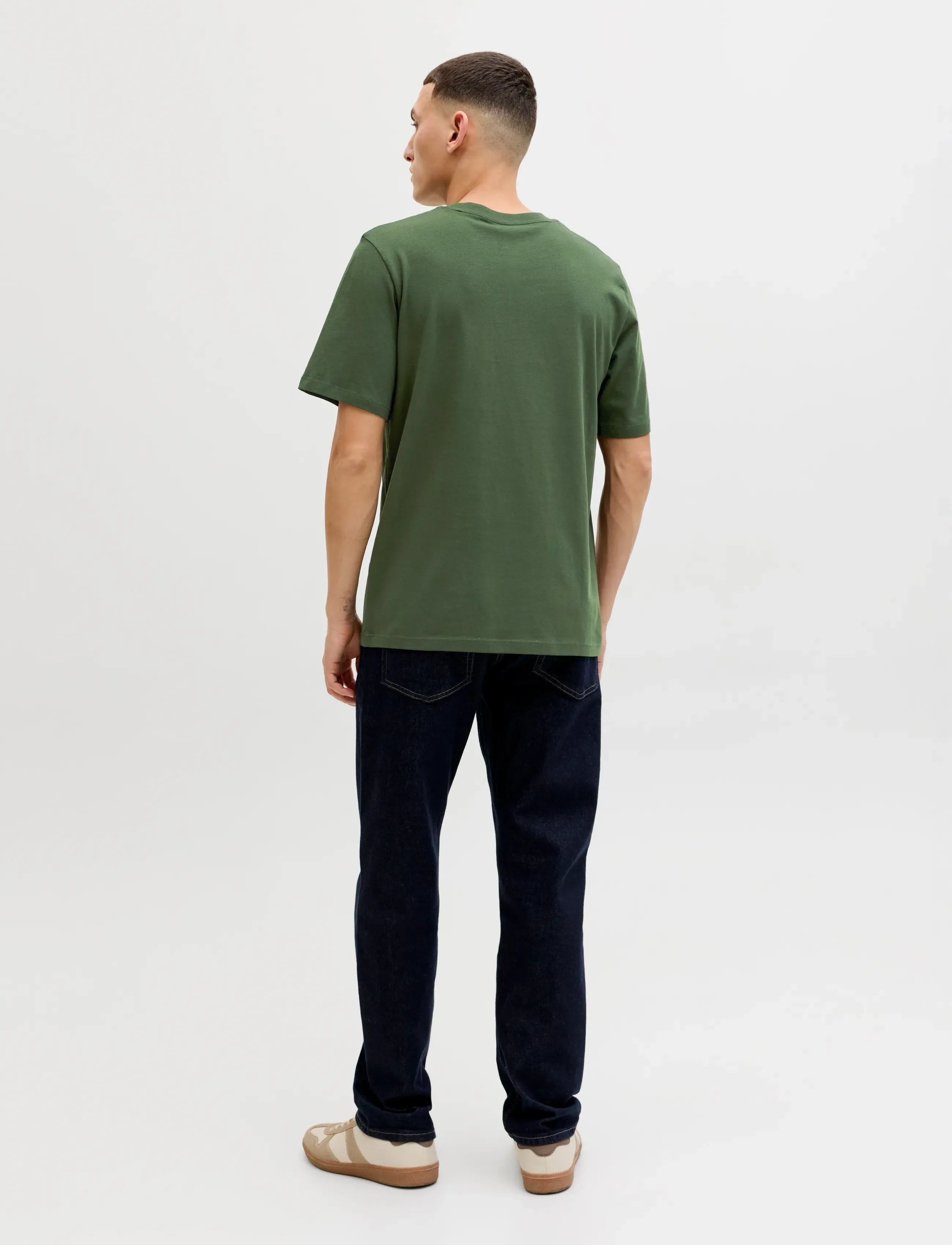Jack & Jones - JJFERRIS TEE SS CREW NECK 3PK MP - kortærmede t-shirts - kombu green - 3
