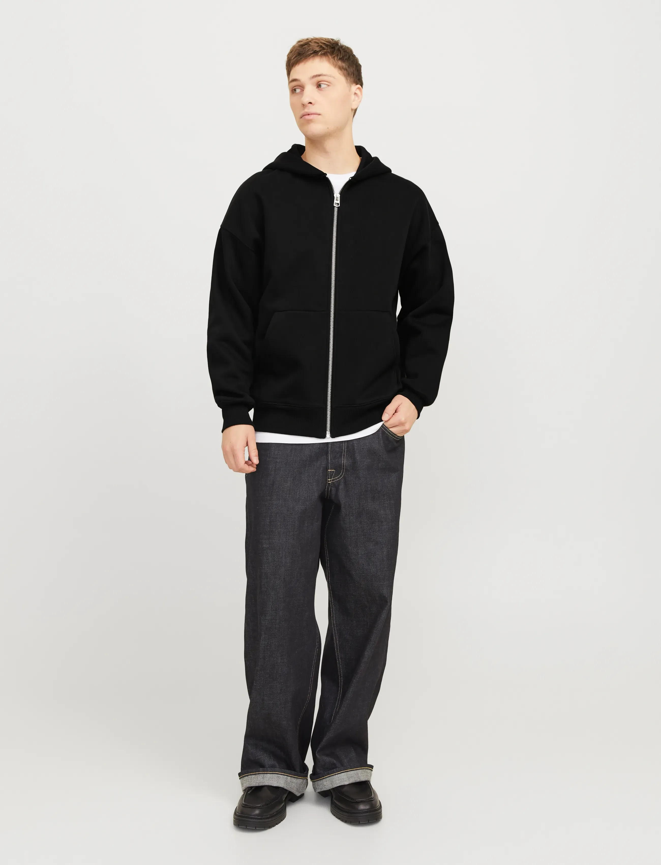 Jack & Jones - JJEURBAN EDGE SWEAT ZIP HOOD NOOS - sweatshirts - black - 4