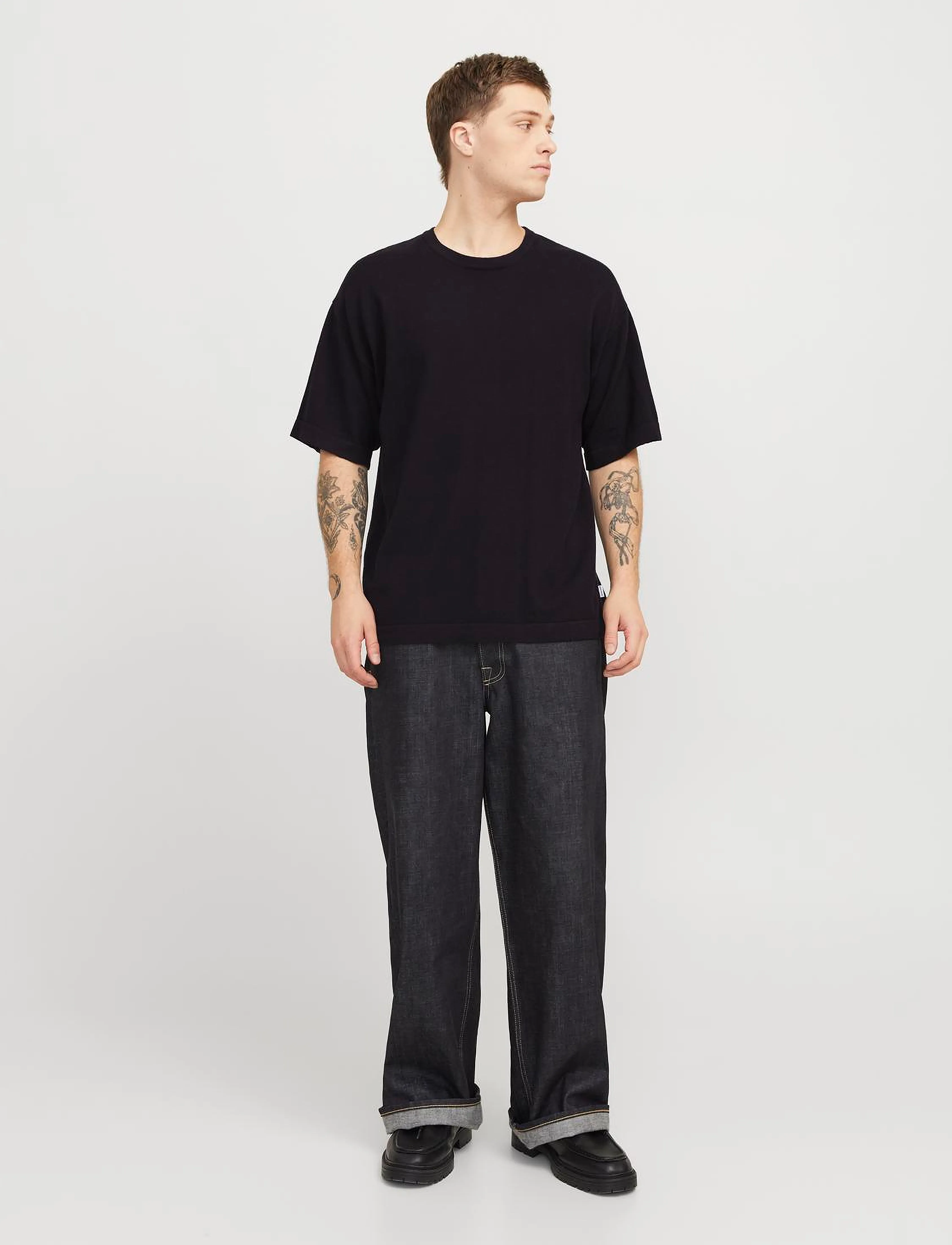 Jack & Jones JJEEMIL KNIT TEE SS LN - Kollektionen - BLACK / black