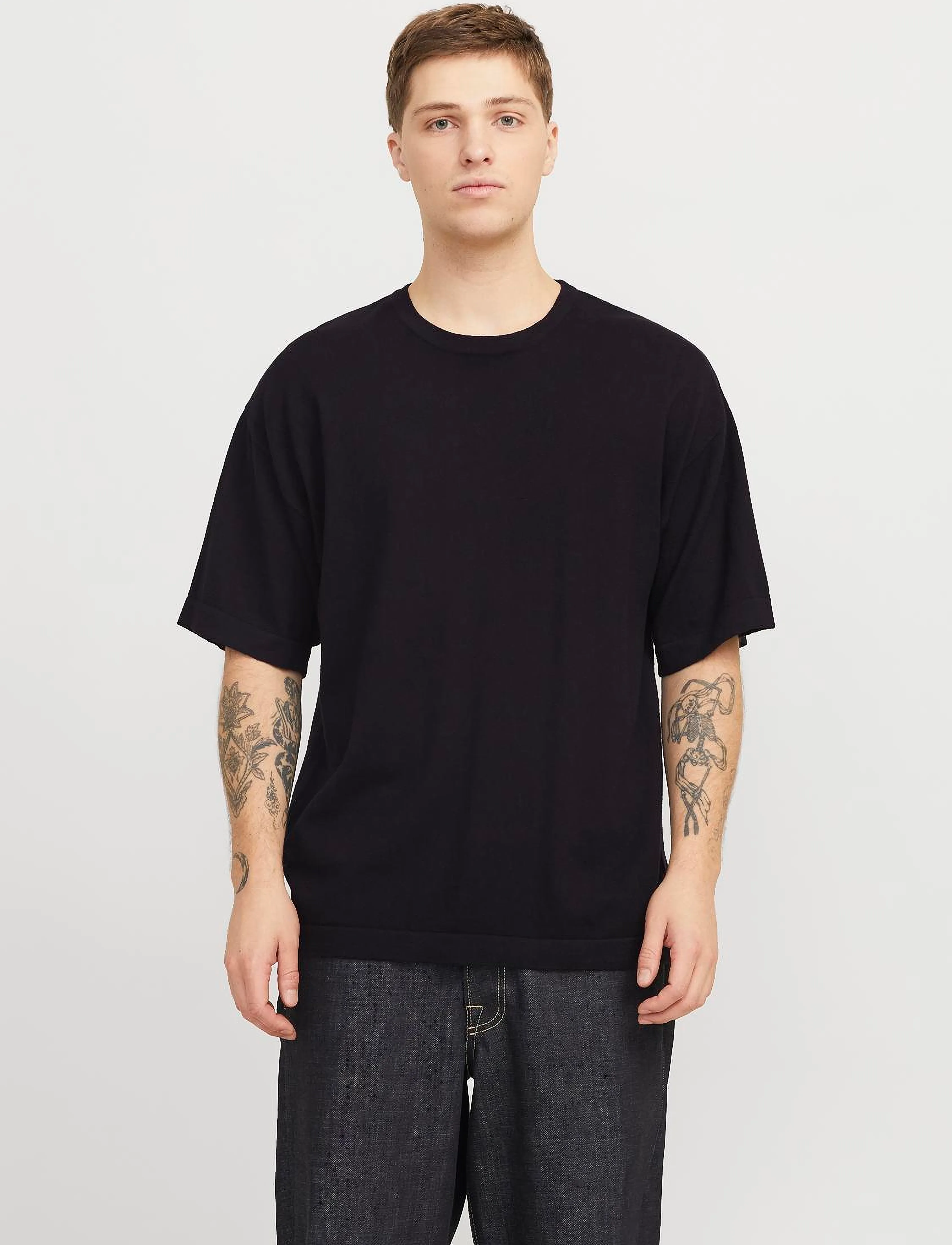 Jack & Jones - JJEEMIL KNIT TEE SS LN - lyhythihaiset - black - 4
