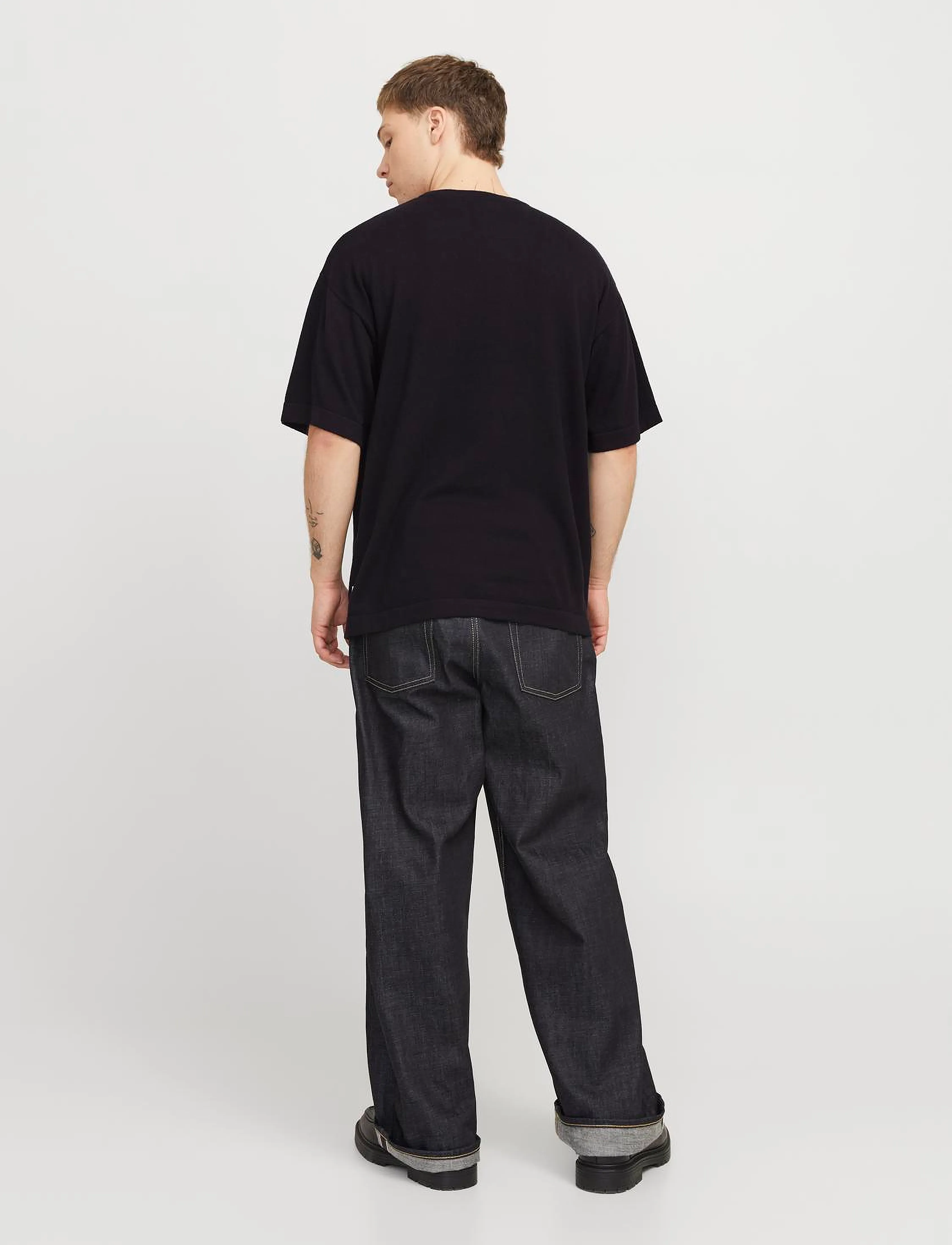Jack & Jones - JJEEMIL KNIT TEE SS LN - lyhythihaiset - black - 5
