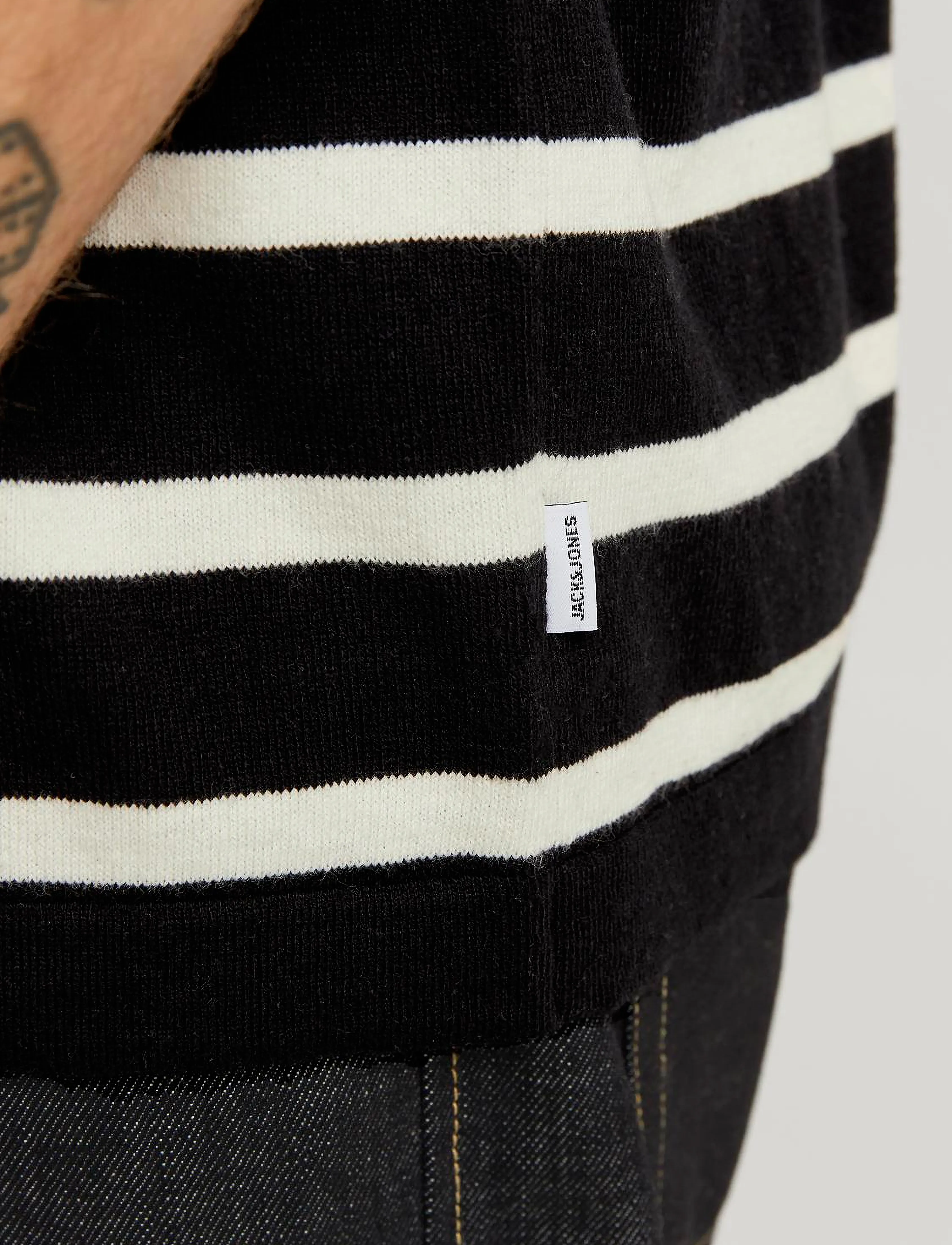 Jack & Jones - JJEEMIL KNIT TEE SS LN - laveste priser - black - 4