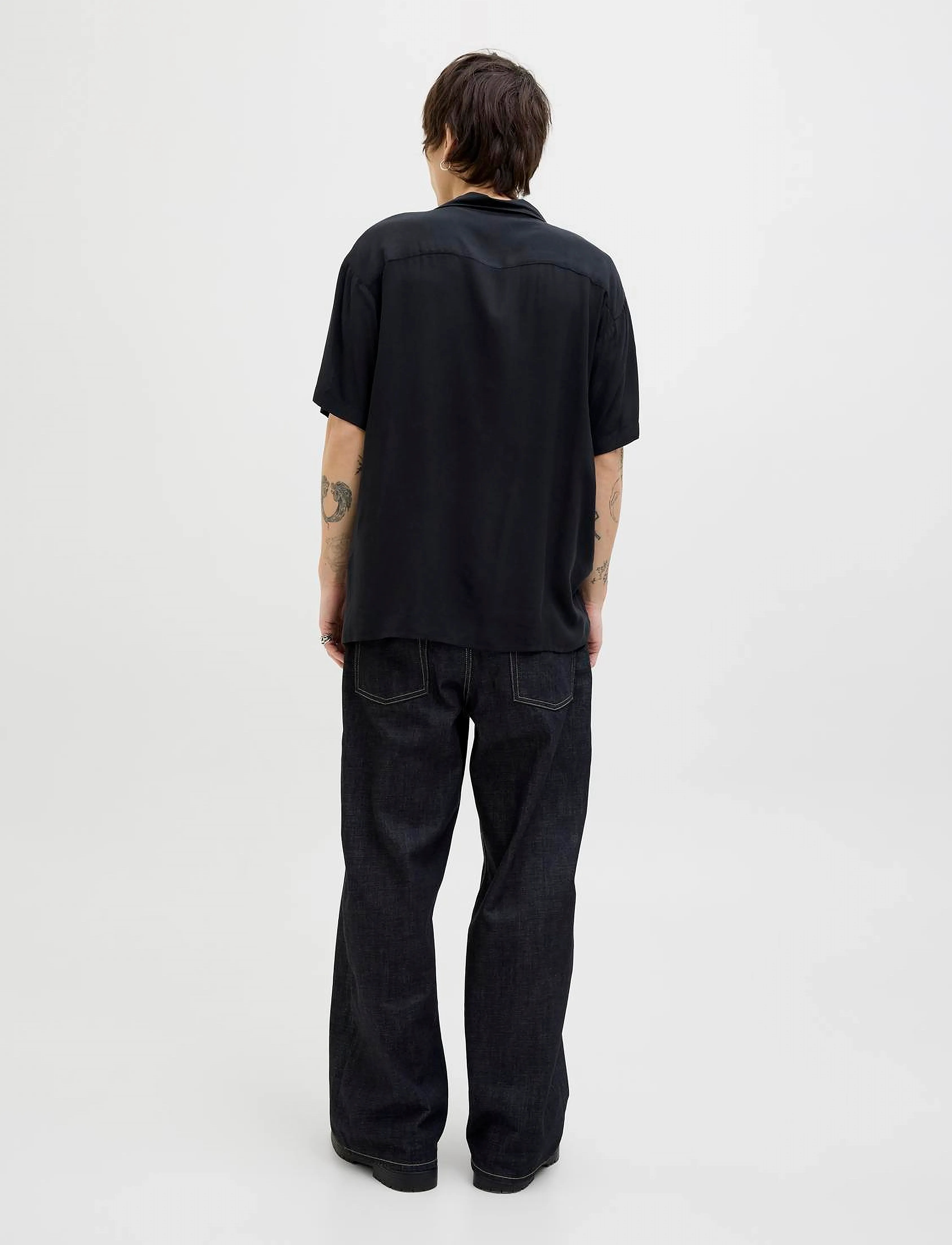Jack & Jones - JJEJEFF SOLID RESORT SHIRT S/S SN - kurzarmhemden - black - 5