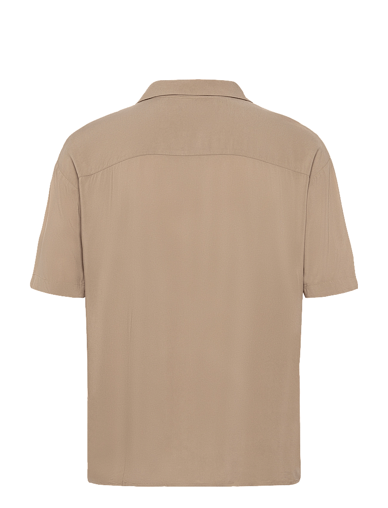 Jack & Jones - JJEJEFF SOLID RESORT SHIRT S/S SN - kortærmede skjorter - coriander - 2