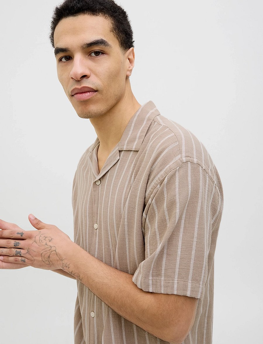 Jack & Jones - JJEENZO STRIPE RESORT SHIRT SS SN - marškiniai trumpomis rankovėmis - crockery - 4