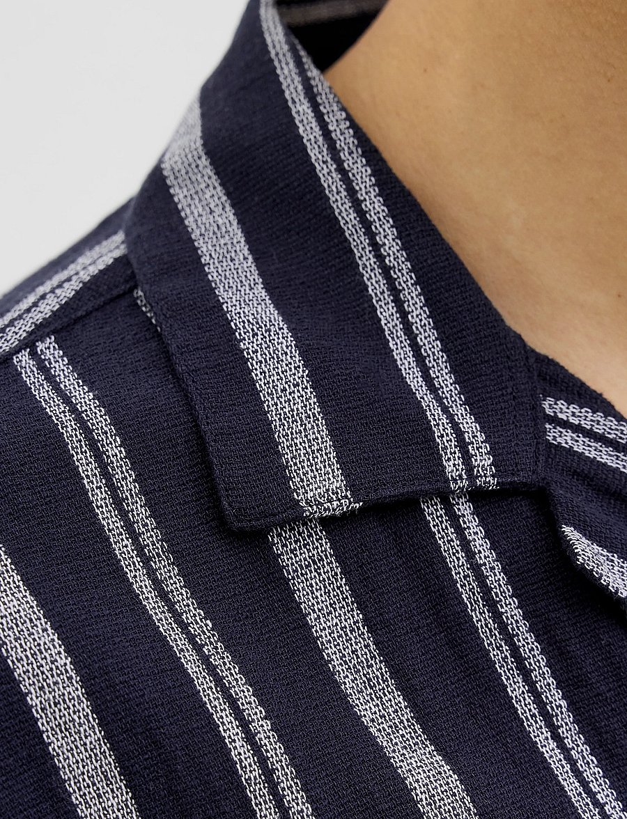 Jack & Jones - JJEENZO STRIPE RESORT SHIRT SS SN - lyhythihaiset kauluspaidat - sky captain - 0