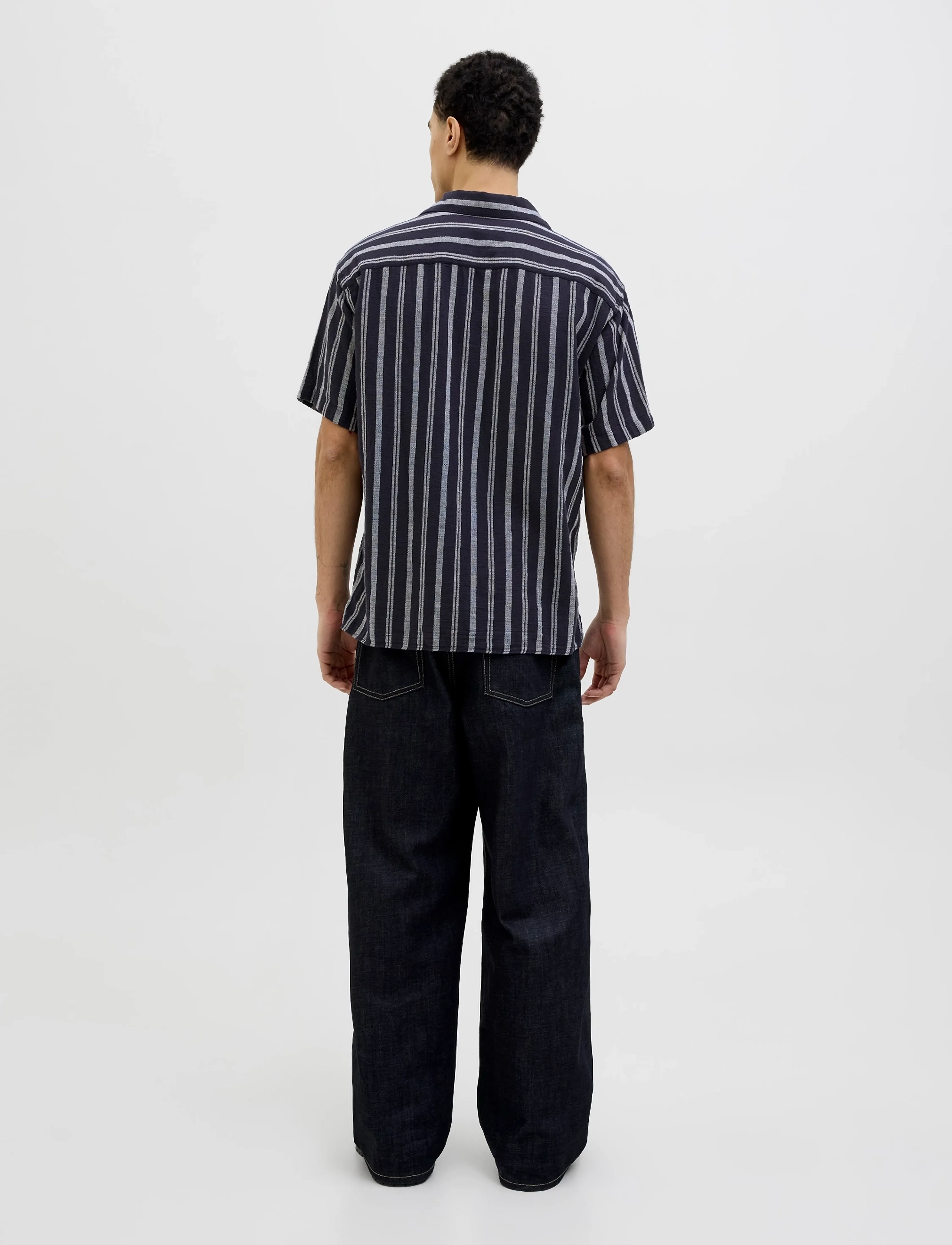 Jack & Jones - JJEENZO STRIPE RESORT SHIRT SS SN - lyhythihaiset kauluspaidat - sky captain - 5