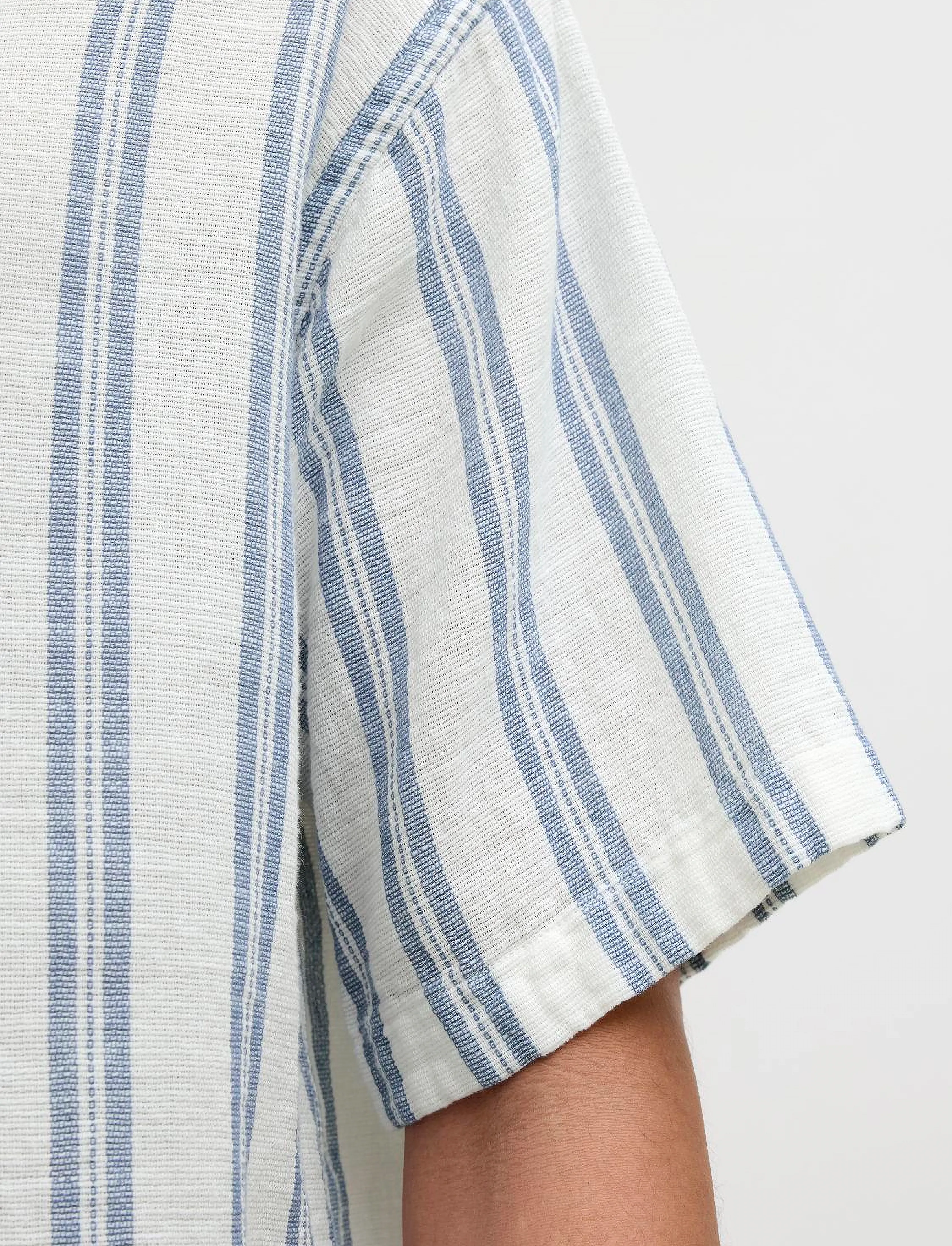 Jack & Jones - JJEENZO STRIPE RESORT SHIRT SS SN - stutterma skyrtur - white - 2