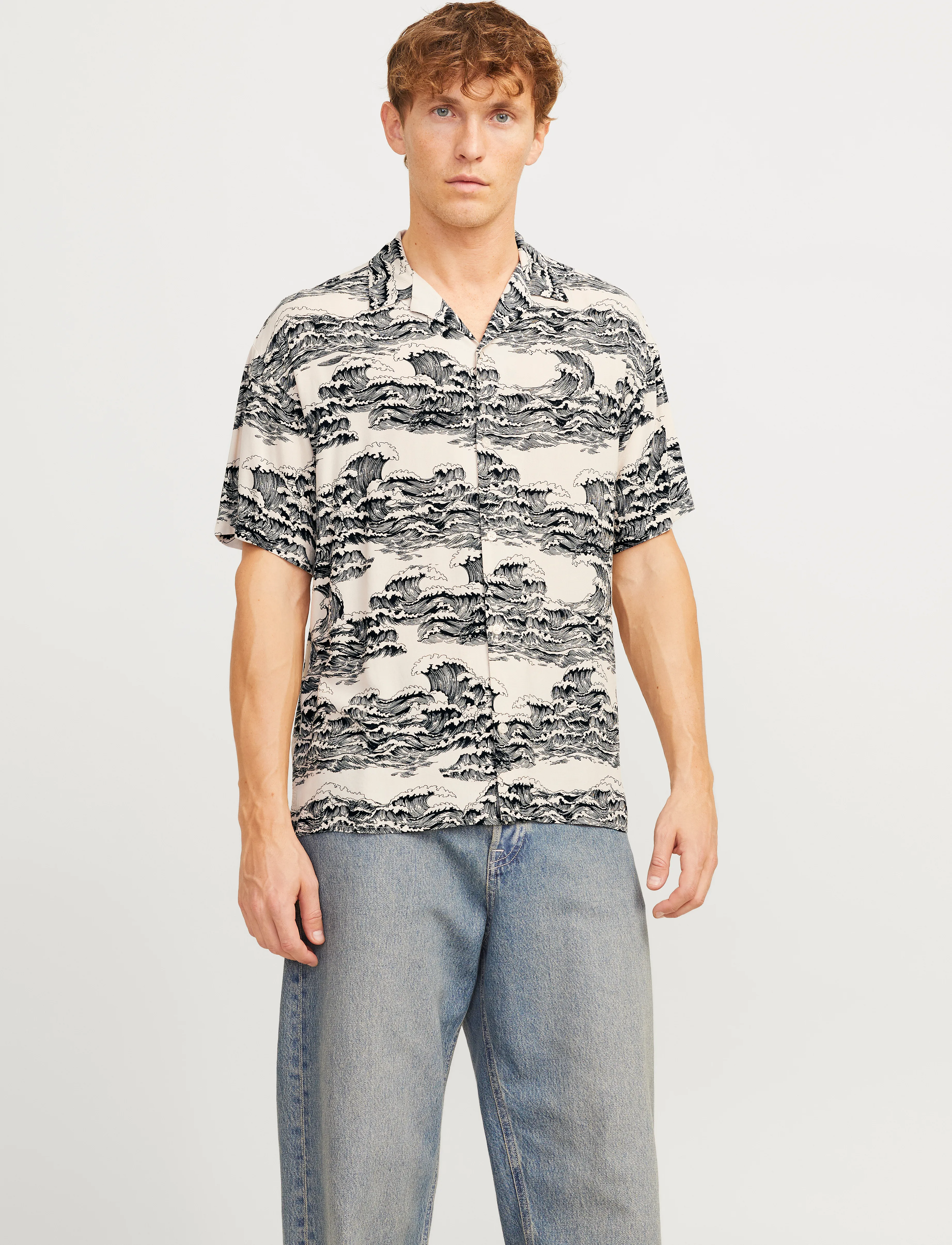 Jack & Jones JJJEFF AOP RESORT SHIRT SS - Deals - MOONBEAM / cream