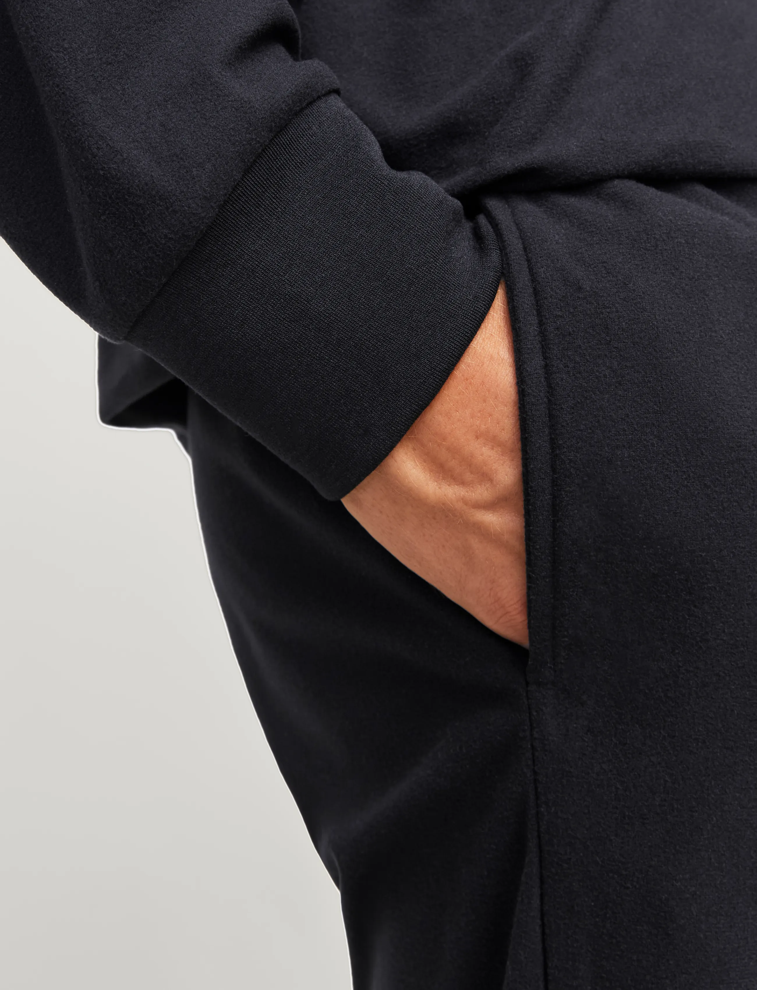 Jack & Jones JACSOLID LOUNGE SET W NOOS - Pidžaamad - BLACK / black